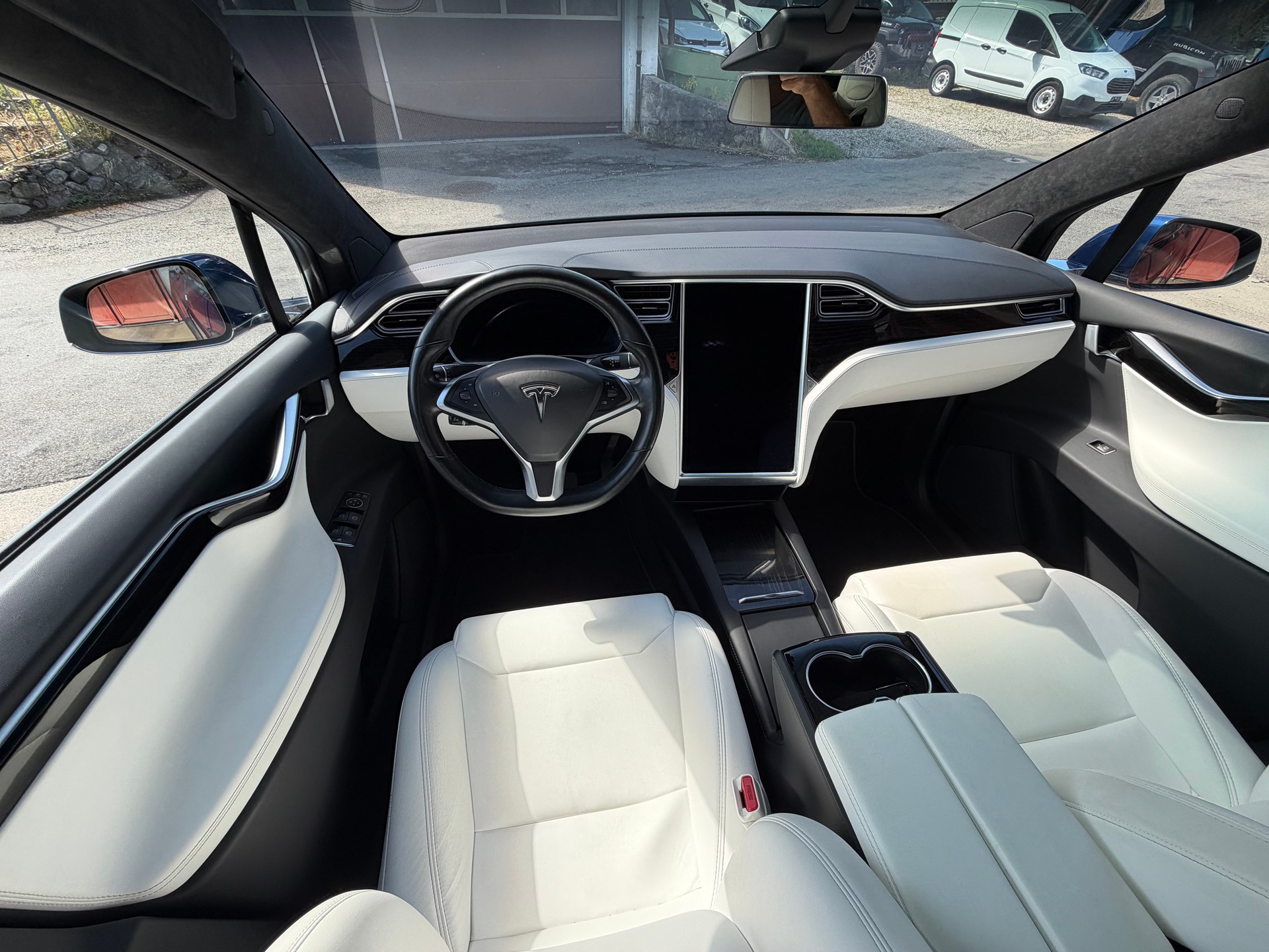 TESLA Model X 90 D / SoH 87,4% / 7Sitzer-image-20