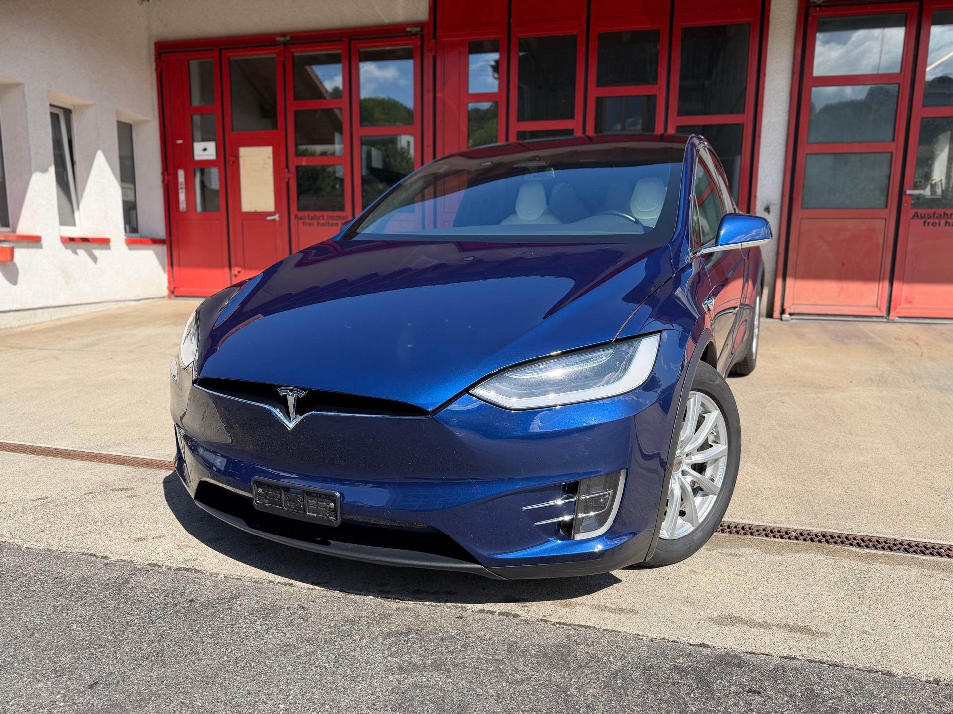 TESLA Model X 90 D / SoH 87,4% / 7Sitzer-image-0