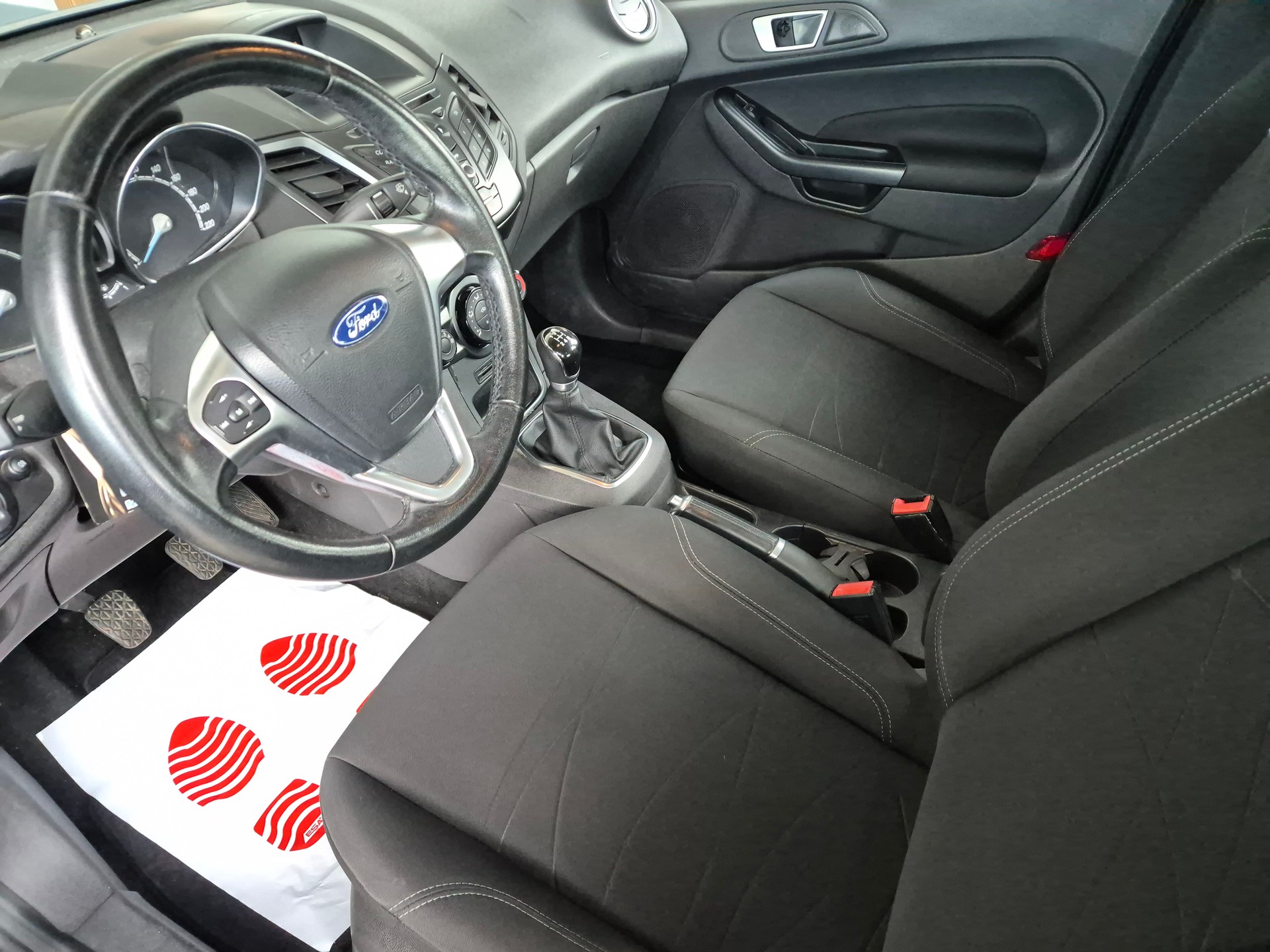 FORD Fiesta 1.0 Trend-image-11