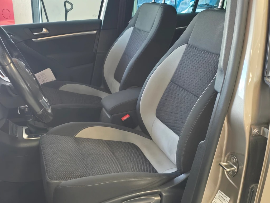 VW Tiguan 2.0 TDI BMT R-Line Design 4Motion DSG-image-7