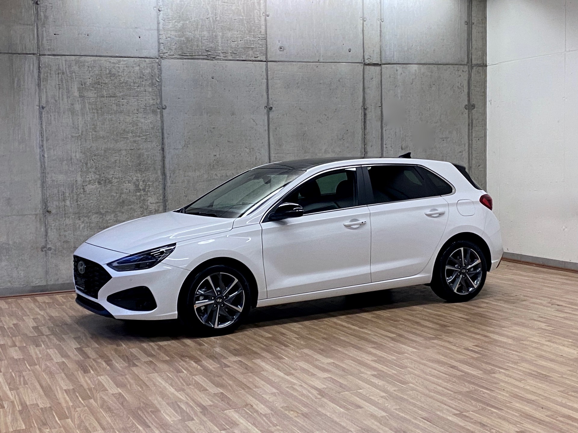 HYUNDAI i30 1.5 *T-GDi*Vertex*Swiss*48V*MildHybrid*DCT*-image-0