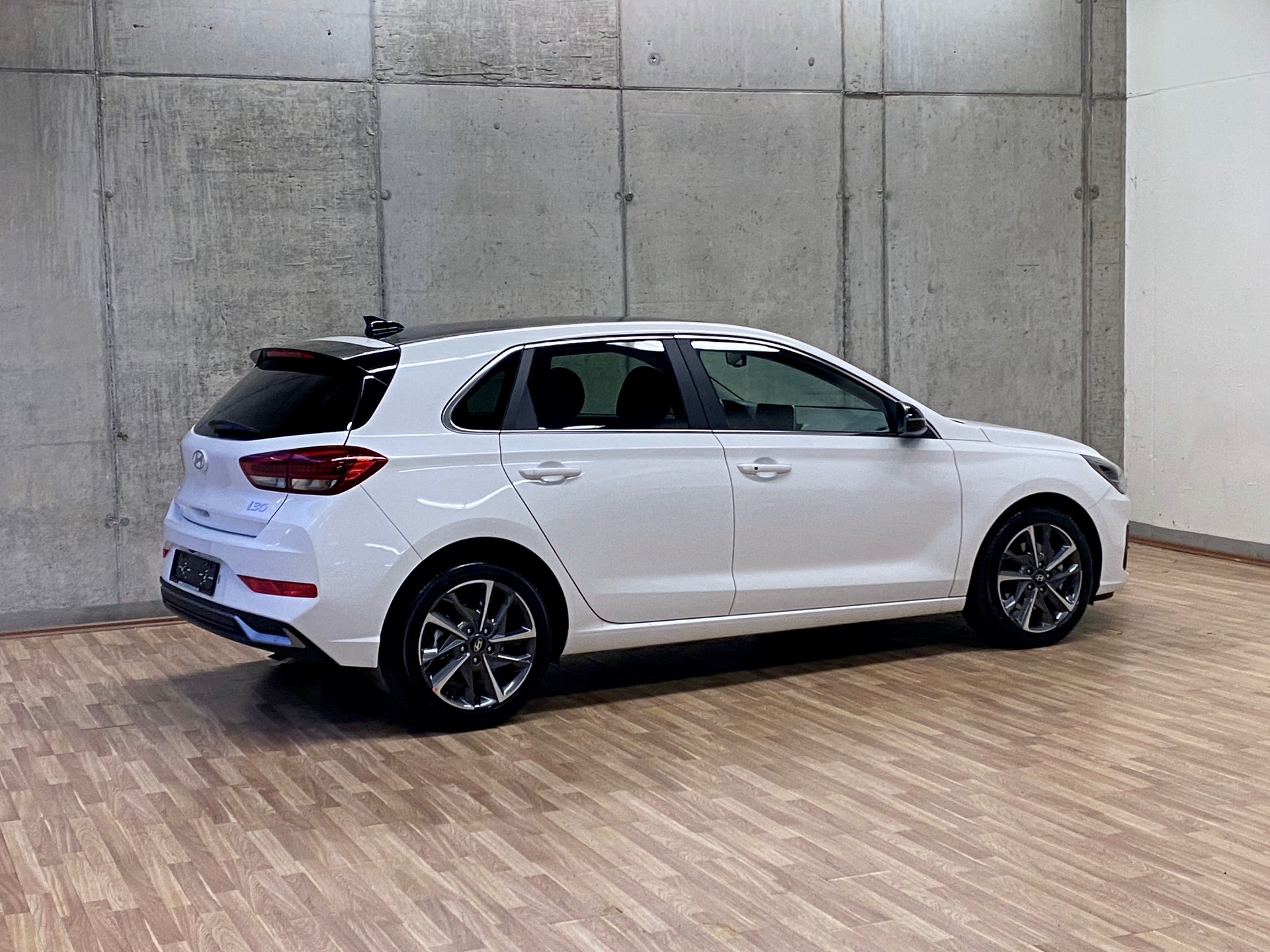 HYUNDAI i30 1.5 *T-GDi*Vertex*Swiss*48V*MildHybrid*DCT*-image-2