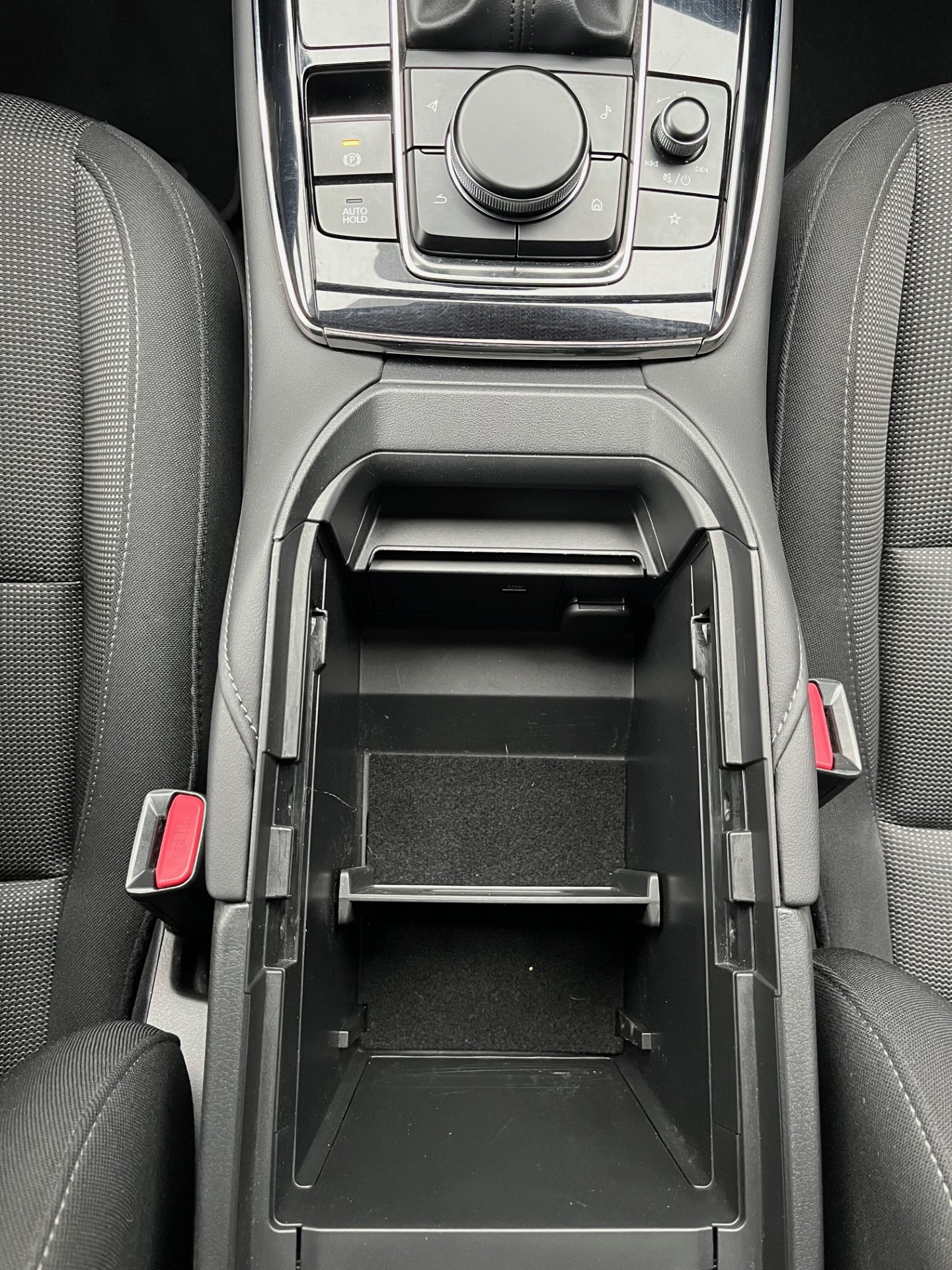 MAZDA CX-30 SKYACTIV-X 186 M Hybrid AWD Revolution Automat-image-14