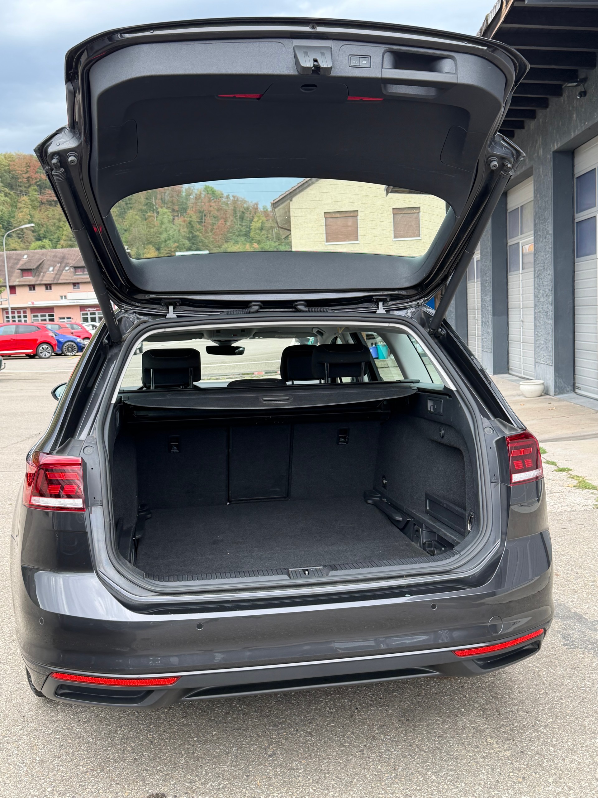 VW Passat 2.0 TDI BMT Business DSG-image-5