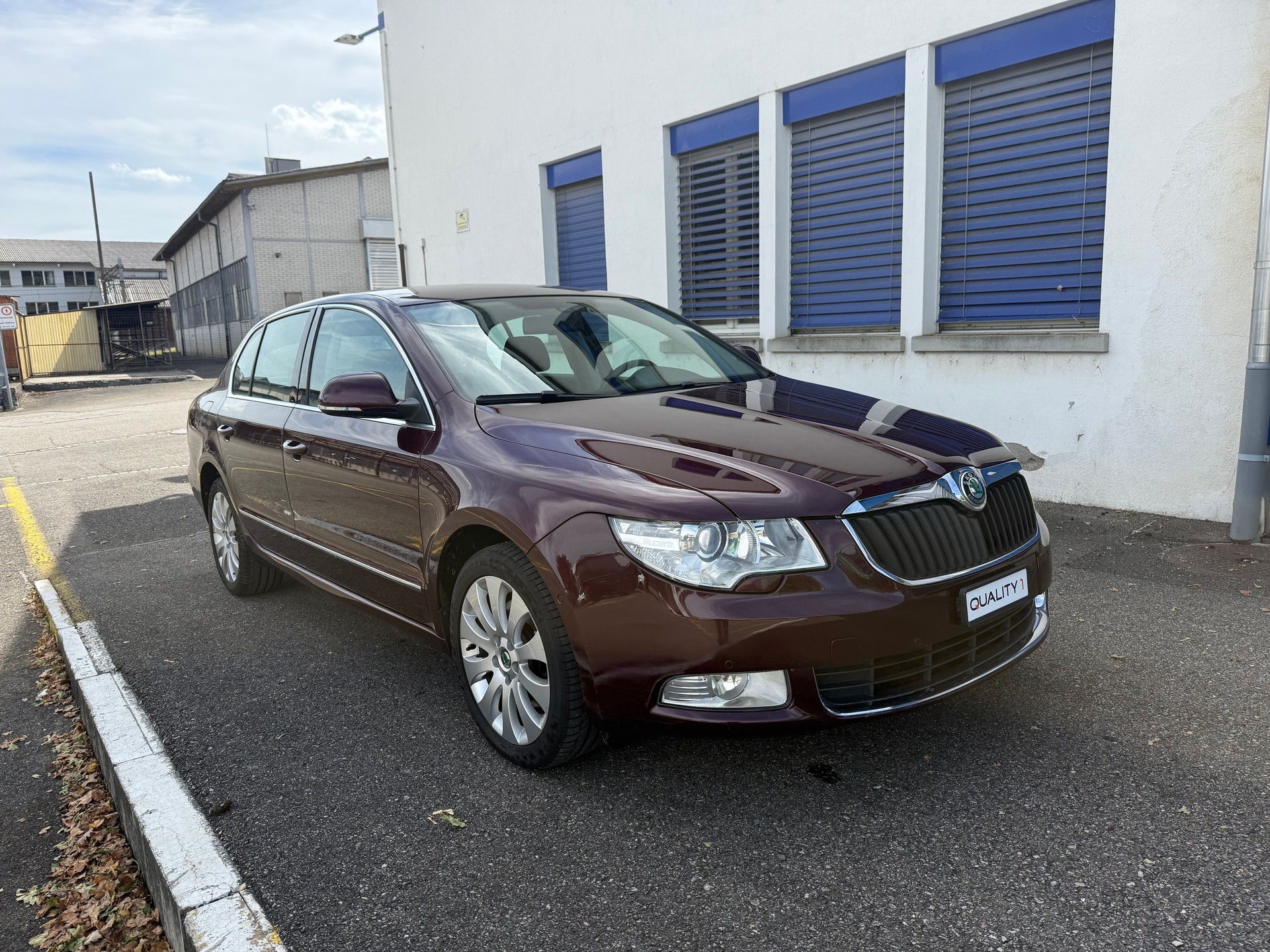 SKODA Superb 1.8 TSI Comfort DSG-image-0