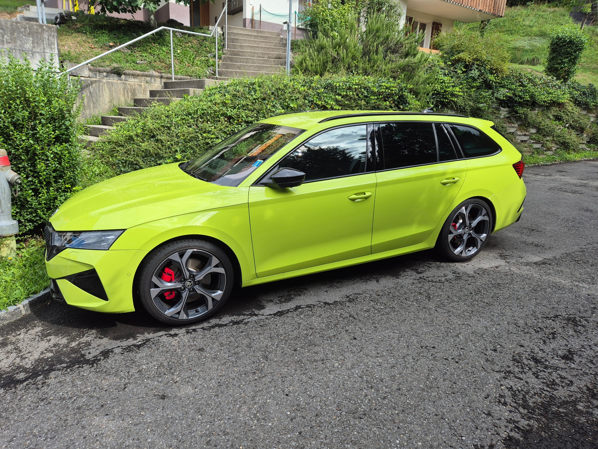 SKODA Kombi 2.0 TSI RS 7gang DSG