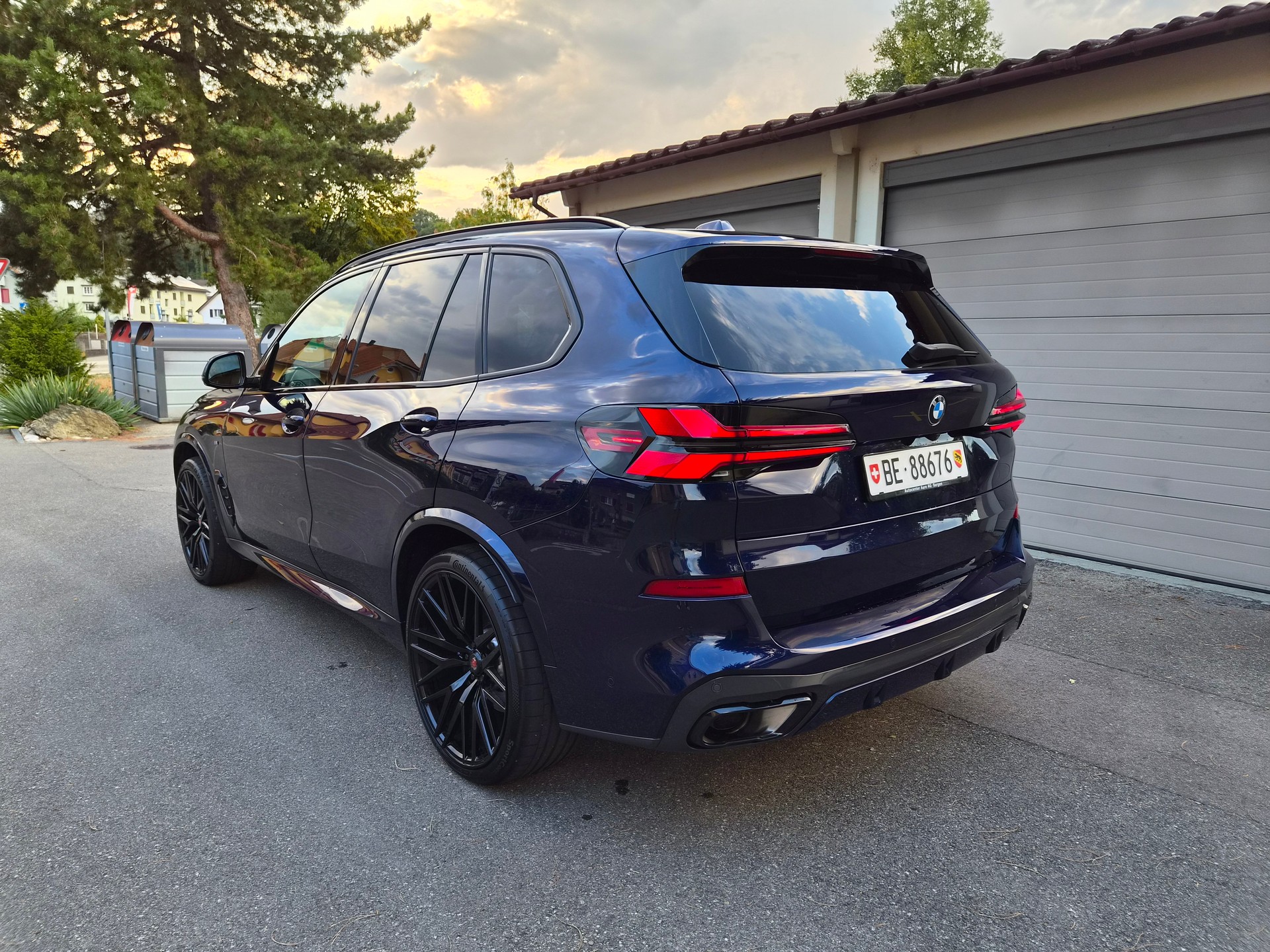 BMW 30d xDrive SAG-image-2