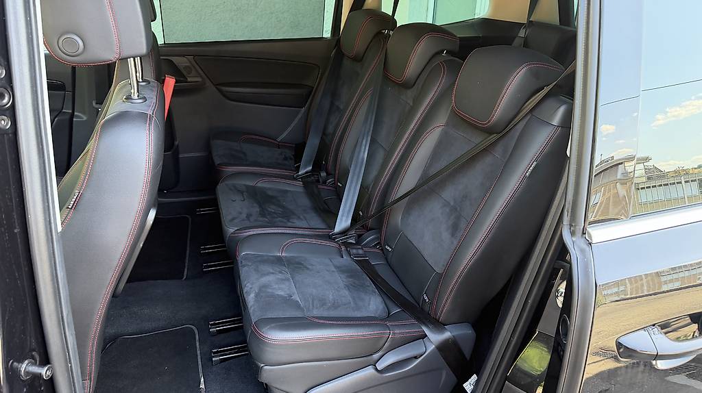 SEAT ALHAMBRA-image-5