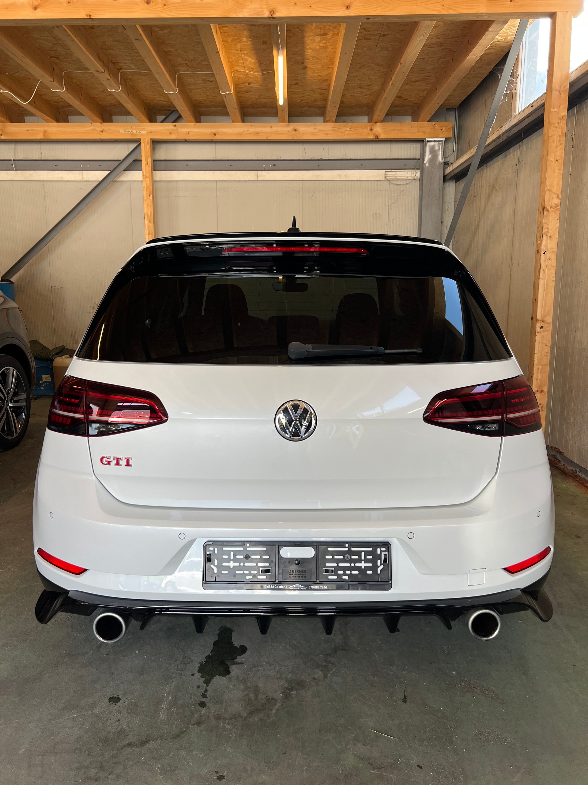 VW Golf 2.0 TSI GTI TCR DSG - Top Zustand - Leasing ab 345.- ohne anzhalung-image-4