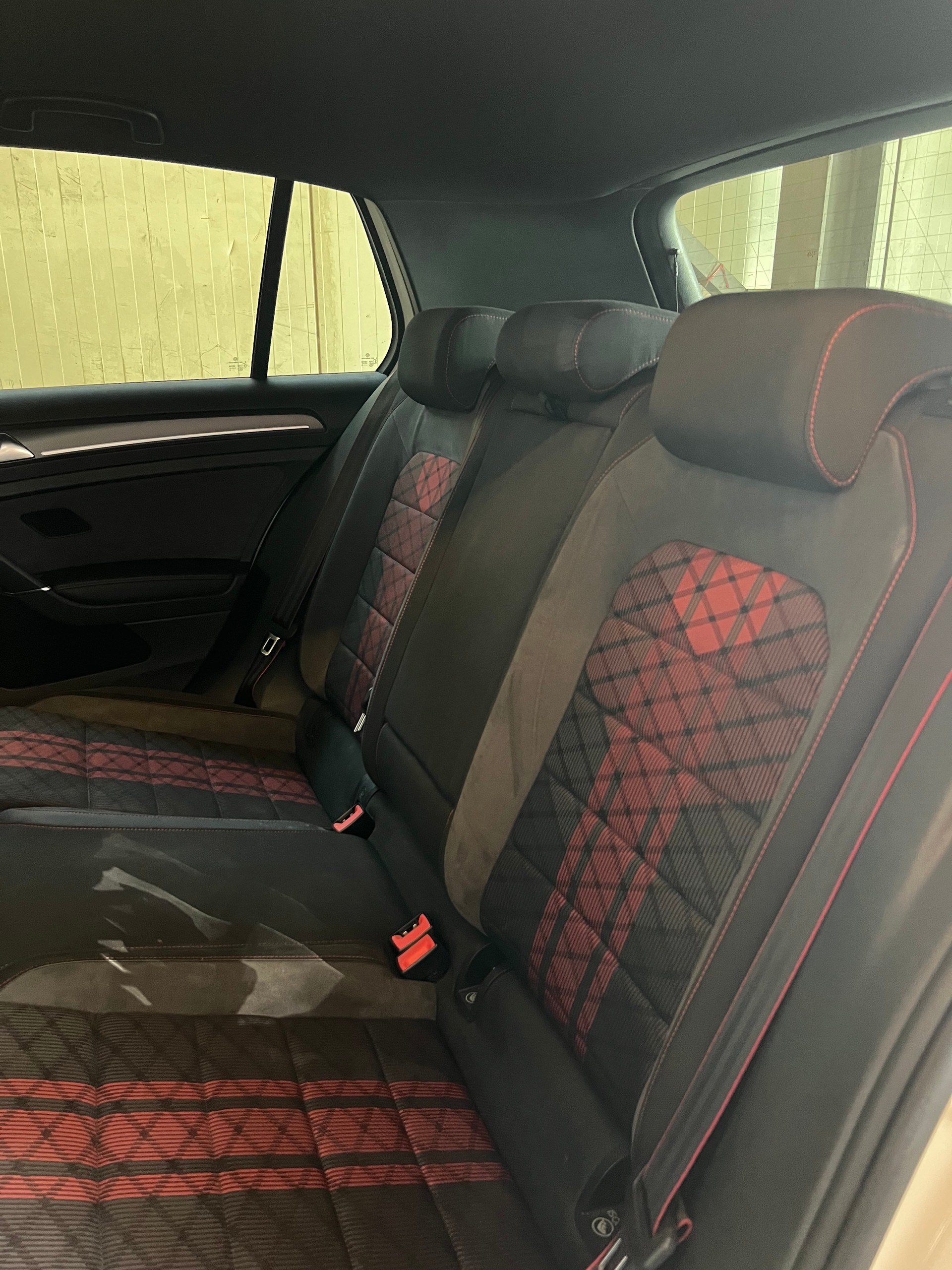 VW Golf 2.0 TSI GTI TCR DSG - Top Zustand - Leasing ab 345.- ohne anzhalung-image-14