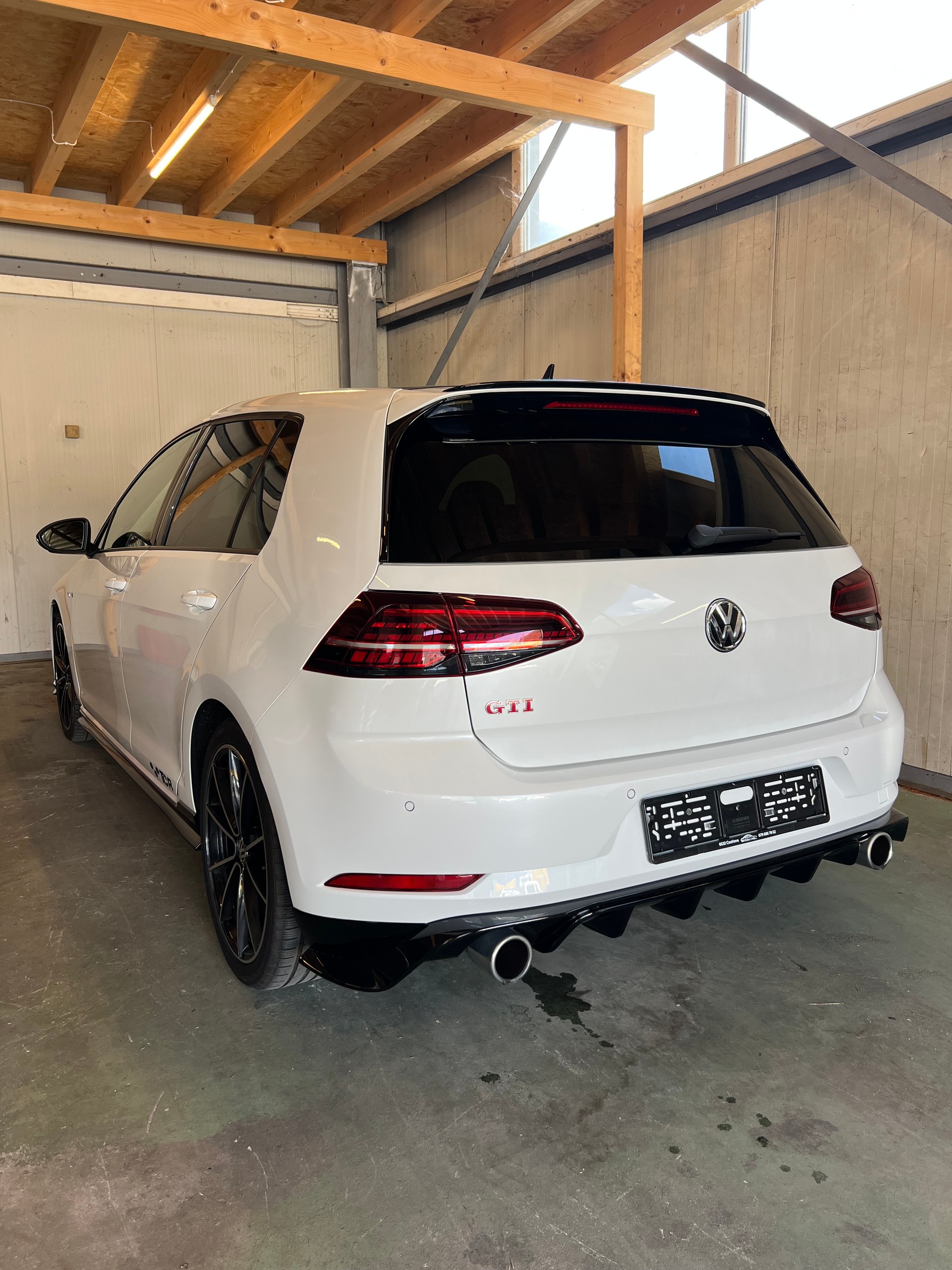 VW Golf 2.0 TSI GTI TCR DSG - Top Zustand - Leasing ab 345.- ohne anzhalung-image-3