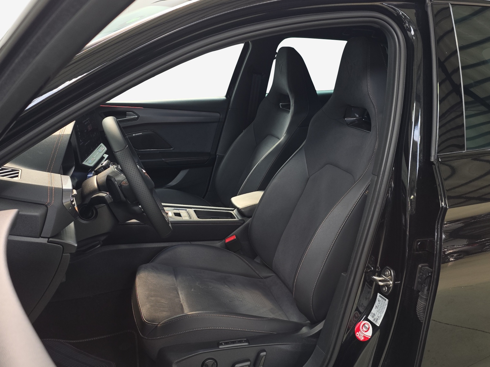CUPRA LEON 2.0 TSI VZ DSG-image-7