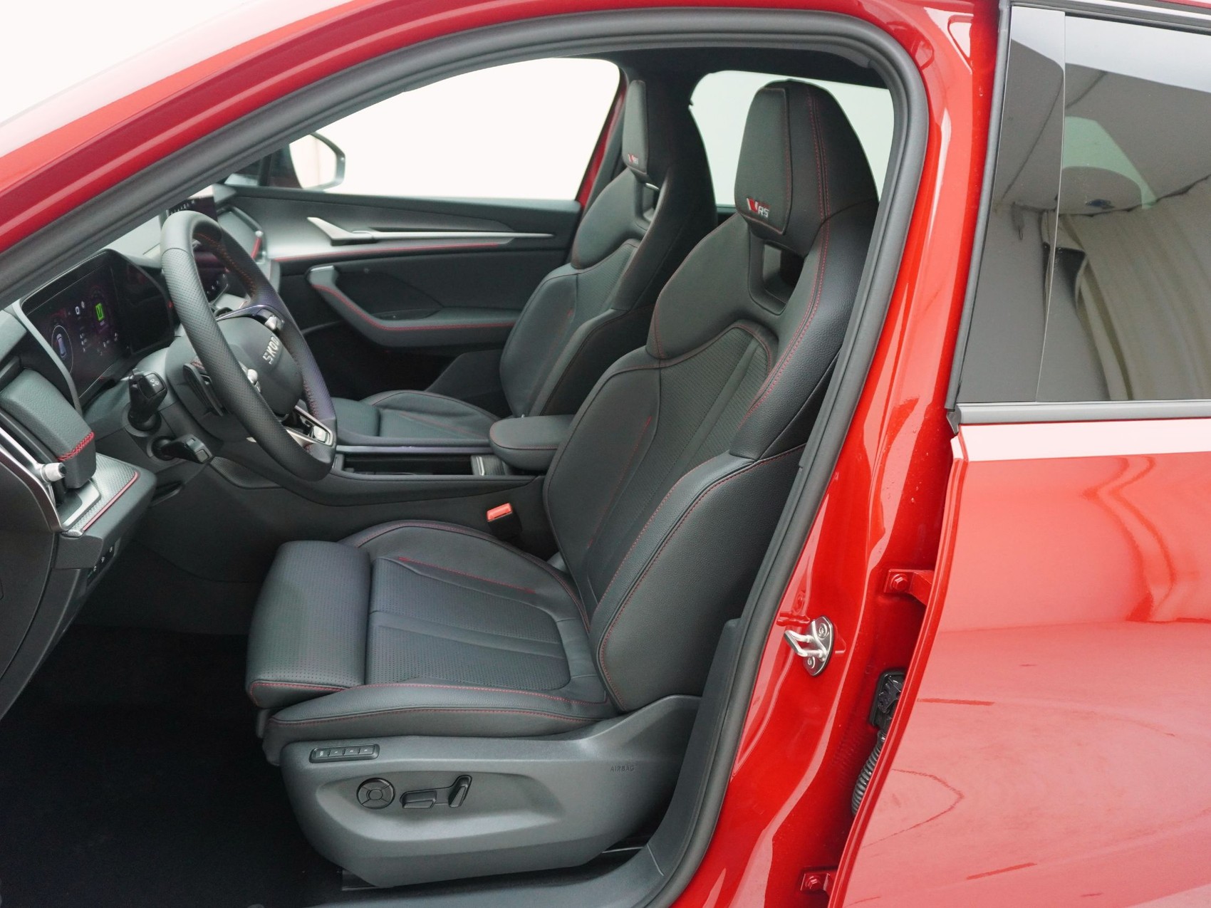 SKODA Kodiaq 2.0 TSI RS-image-9