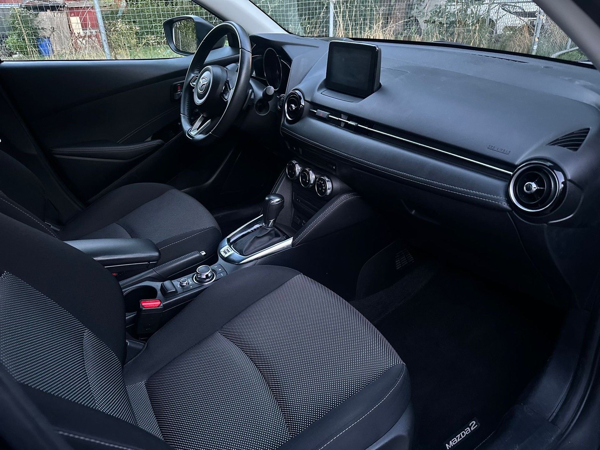MAZDA 2 SKYACTIV-G 90 Revolution Automat-image-11