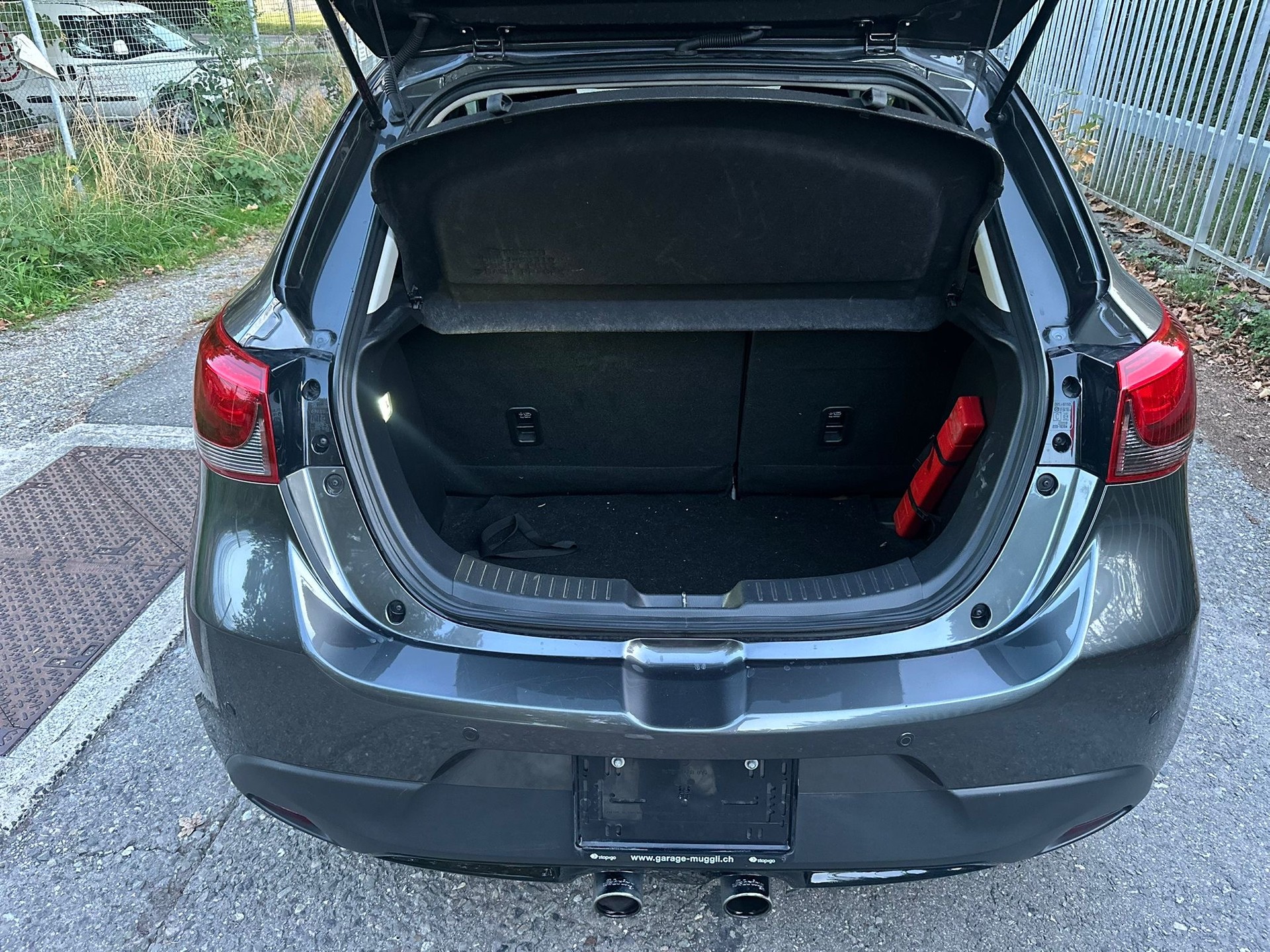 MAZDA 2 SKYACTIV-G 90 Revolution Automat-image-6