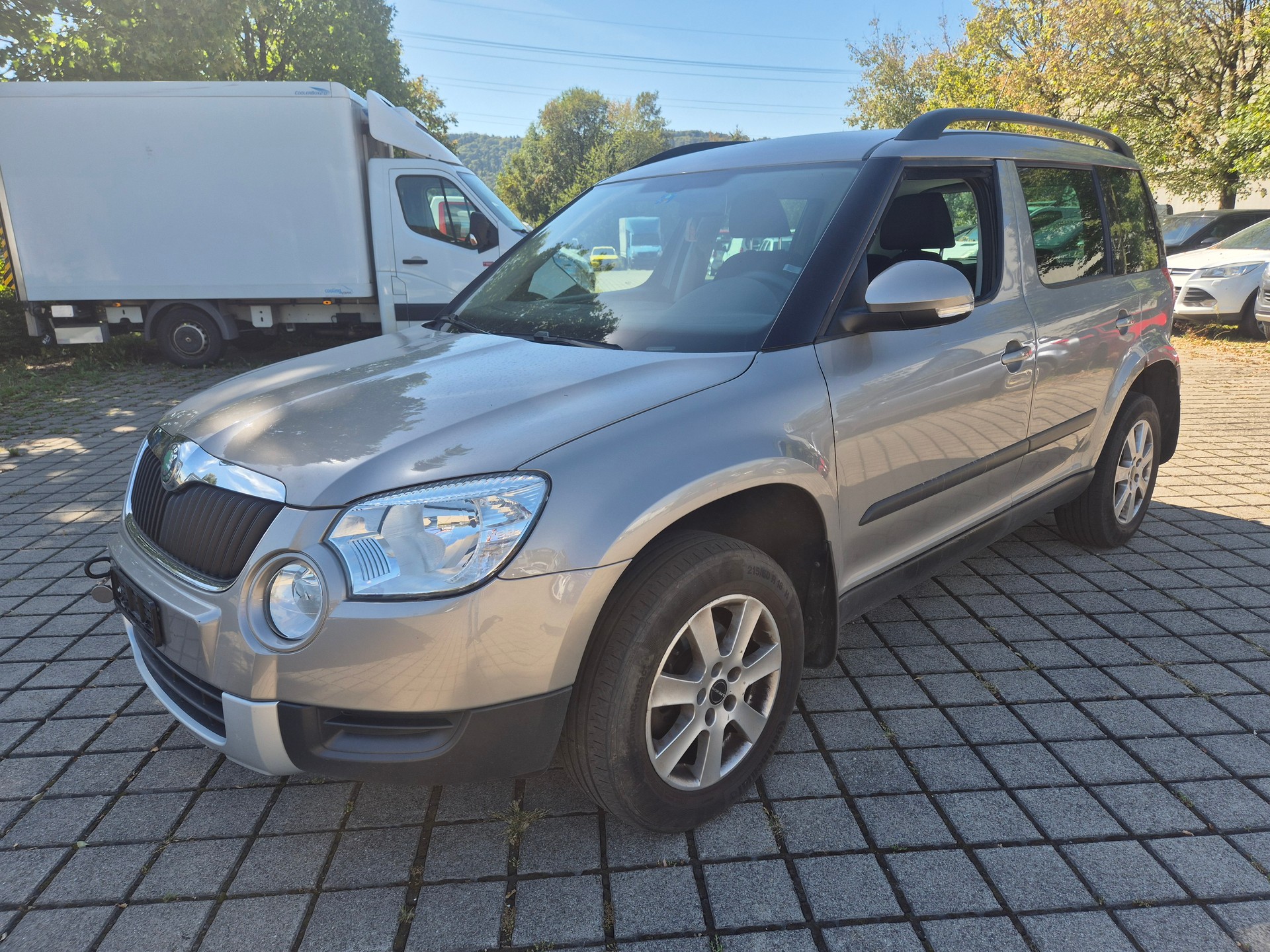 SKODA Yeti 1.8 TSI Entry 4x4-image-1