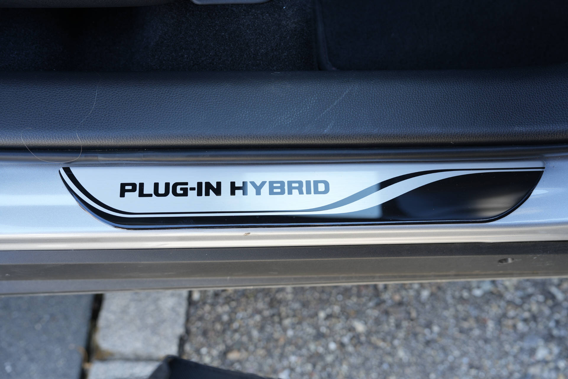 TOYOTA RAV-4 2.5 Plug-In-Hybrid GR Sport-image-9