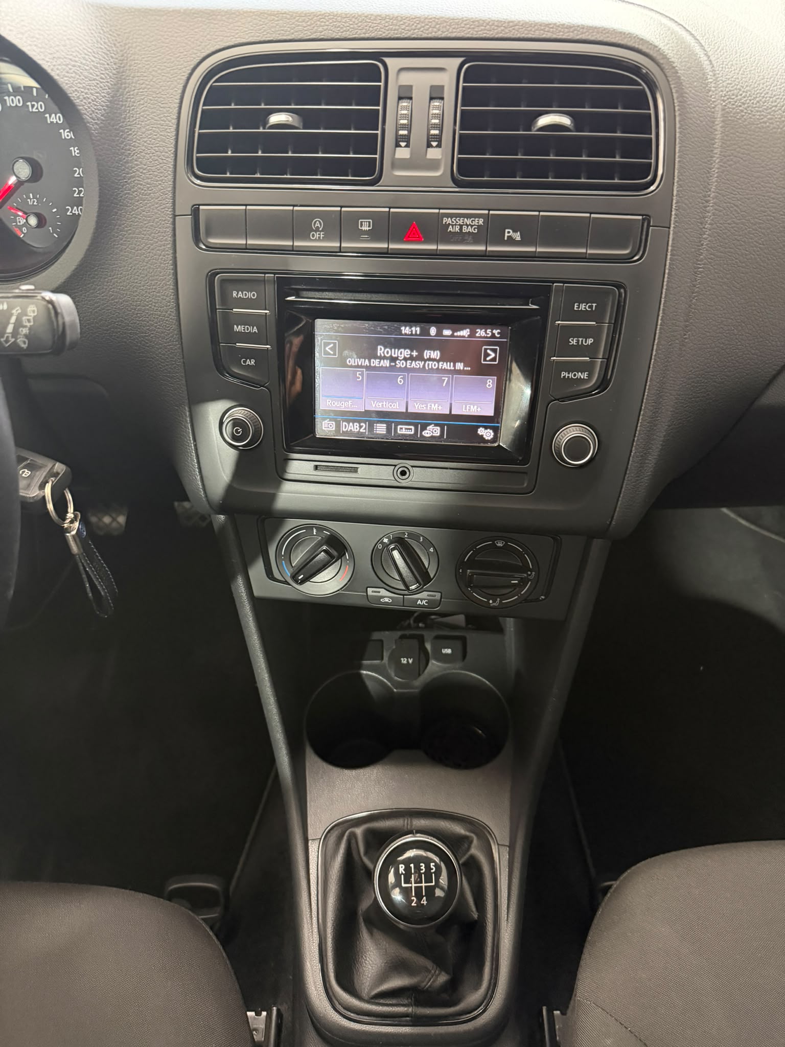 VW Polo 1.2 TSI BMT Comfortline-image-12
