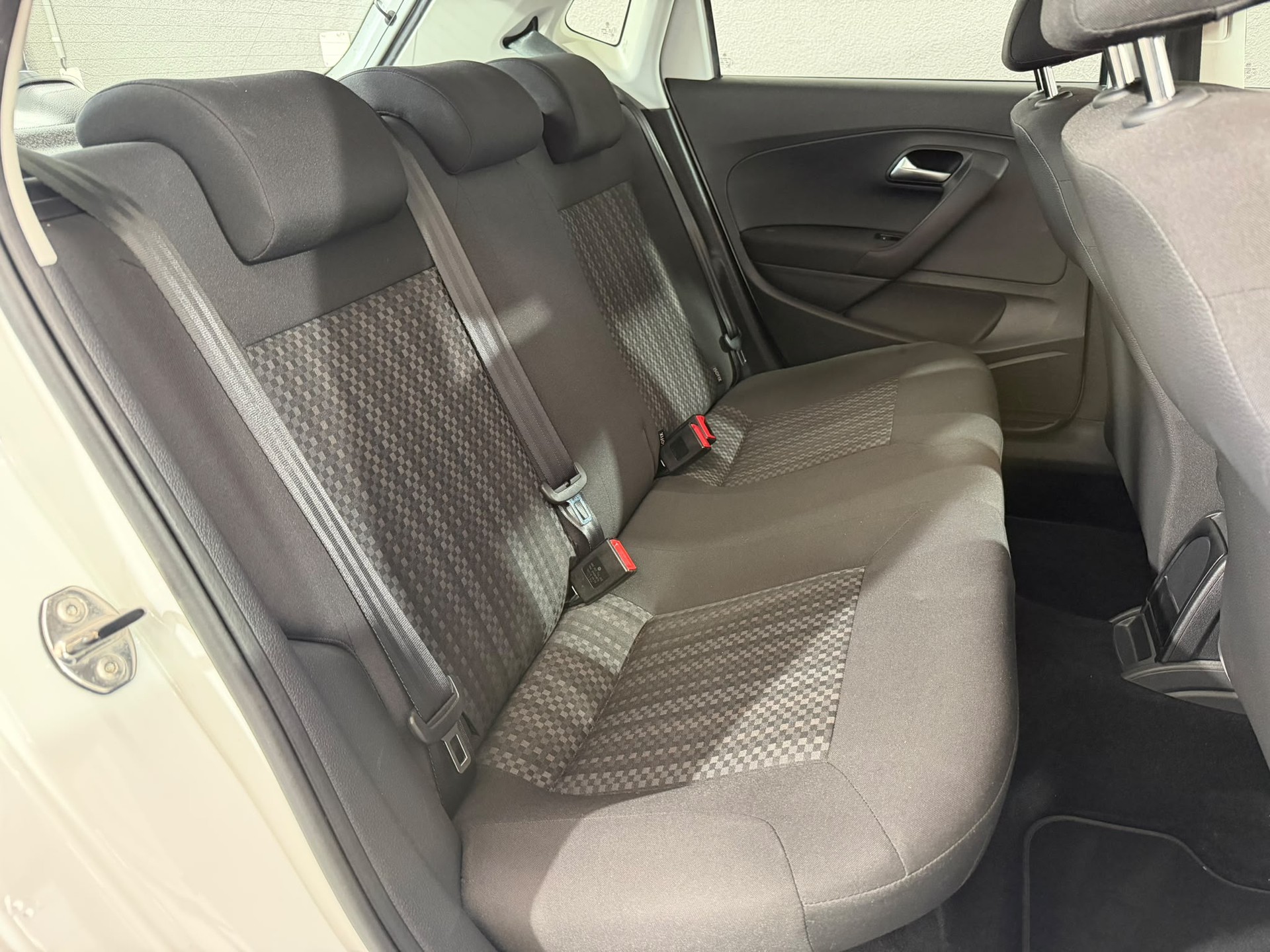 VW Polo 1.2 TSI BMT Comfortline-image-8
