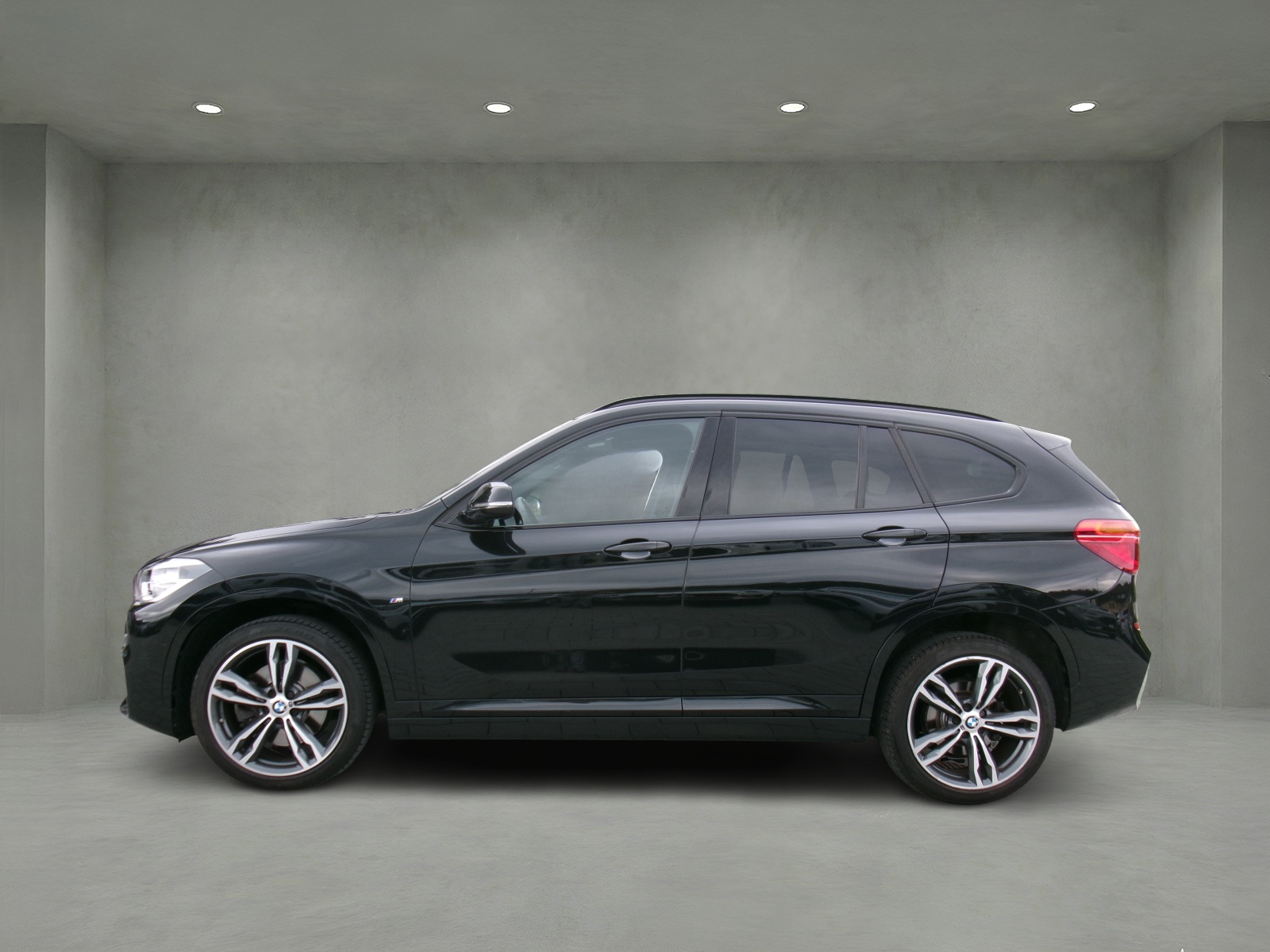 BMW X1 xDrive 20d M Sport Steptronic-image-5