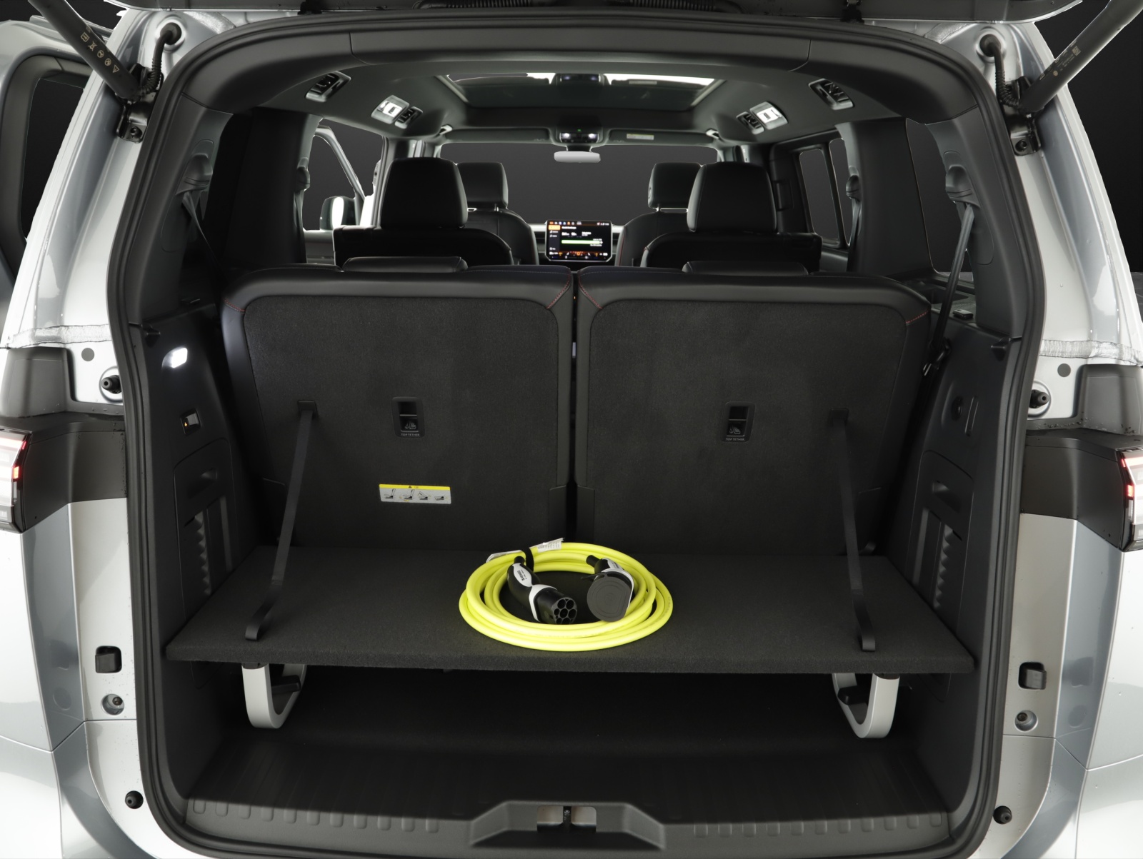 VW ID.Buzz LWB GTX 4 Motion-image-12