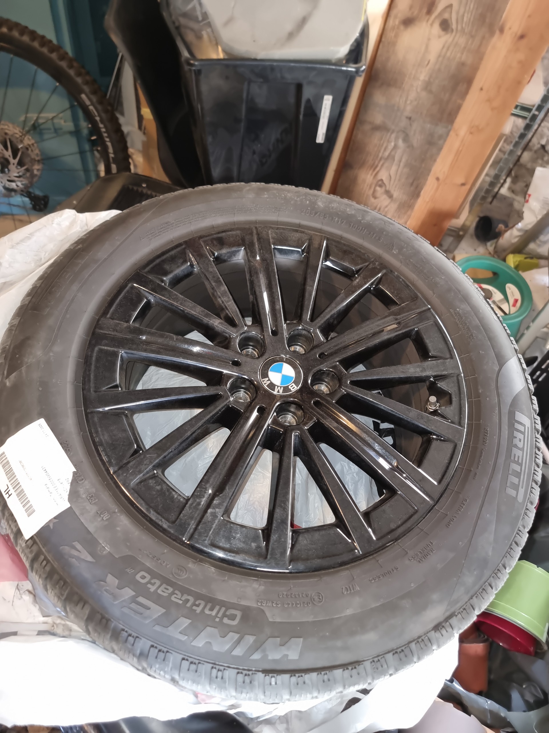 BMW 18i sDrive-image-4