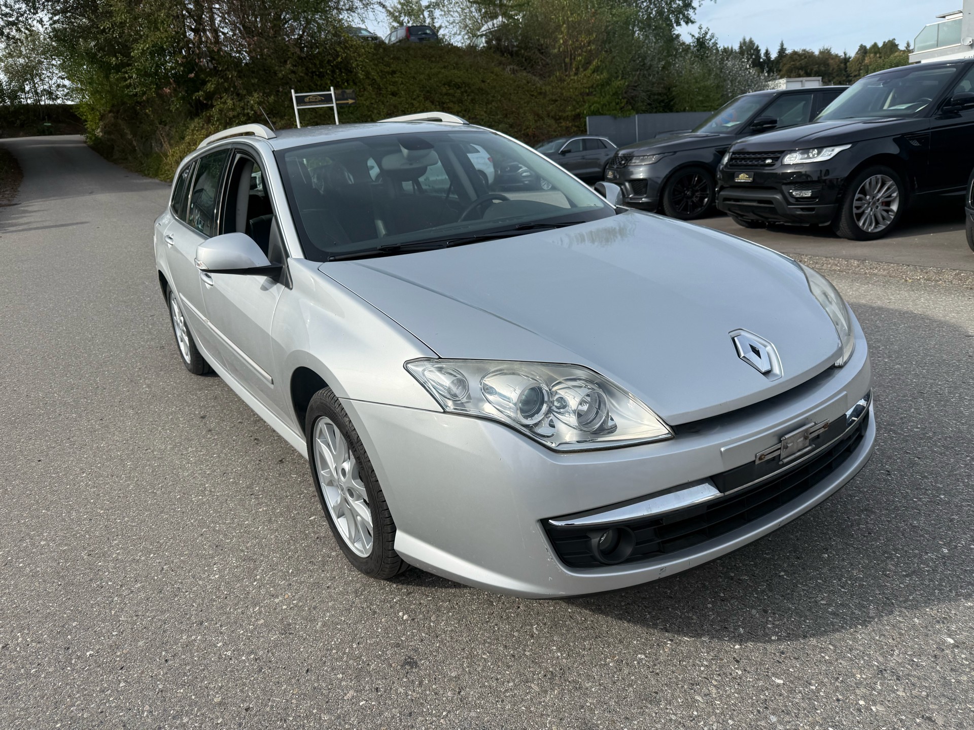 RENAULT Laguna Grandtour 2.0 16V T Automatic-image-1