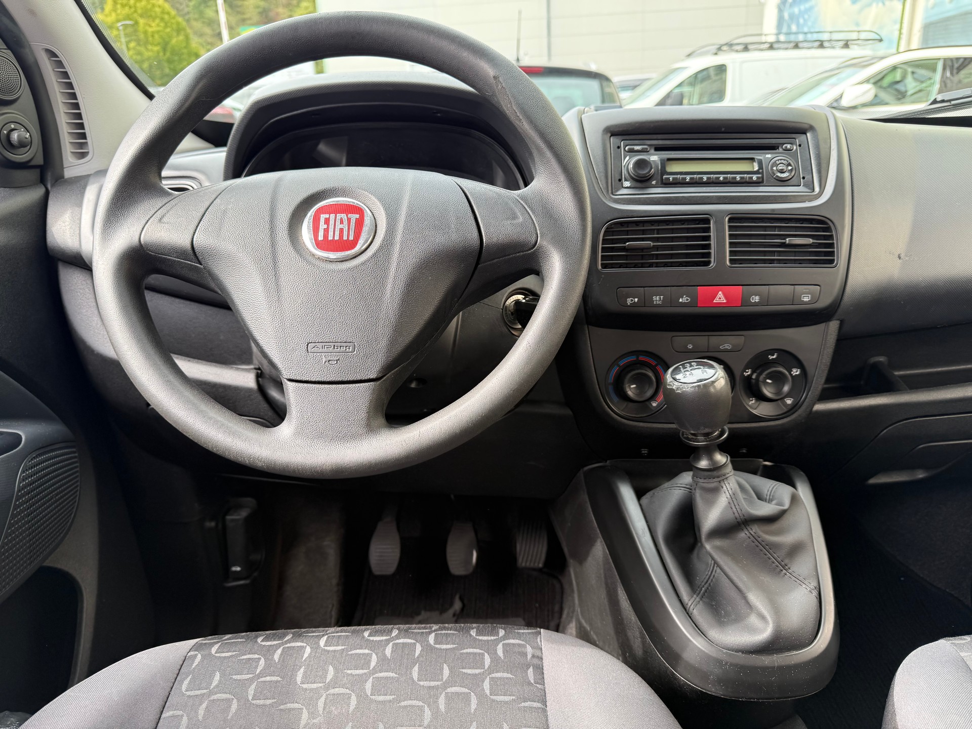 FIAT Doblò 1.4 Dynamic-image-11