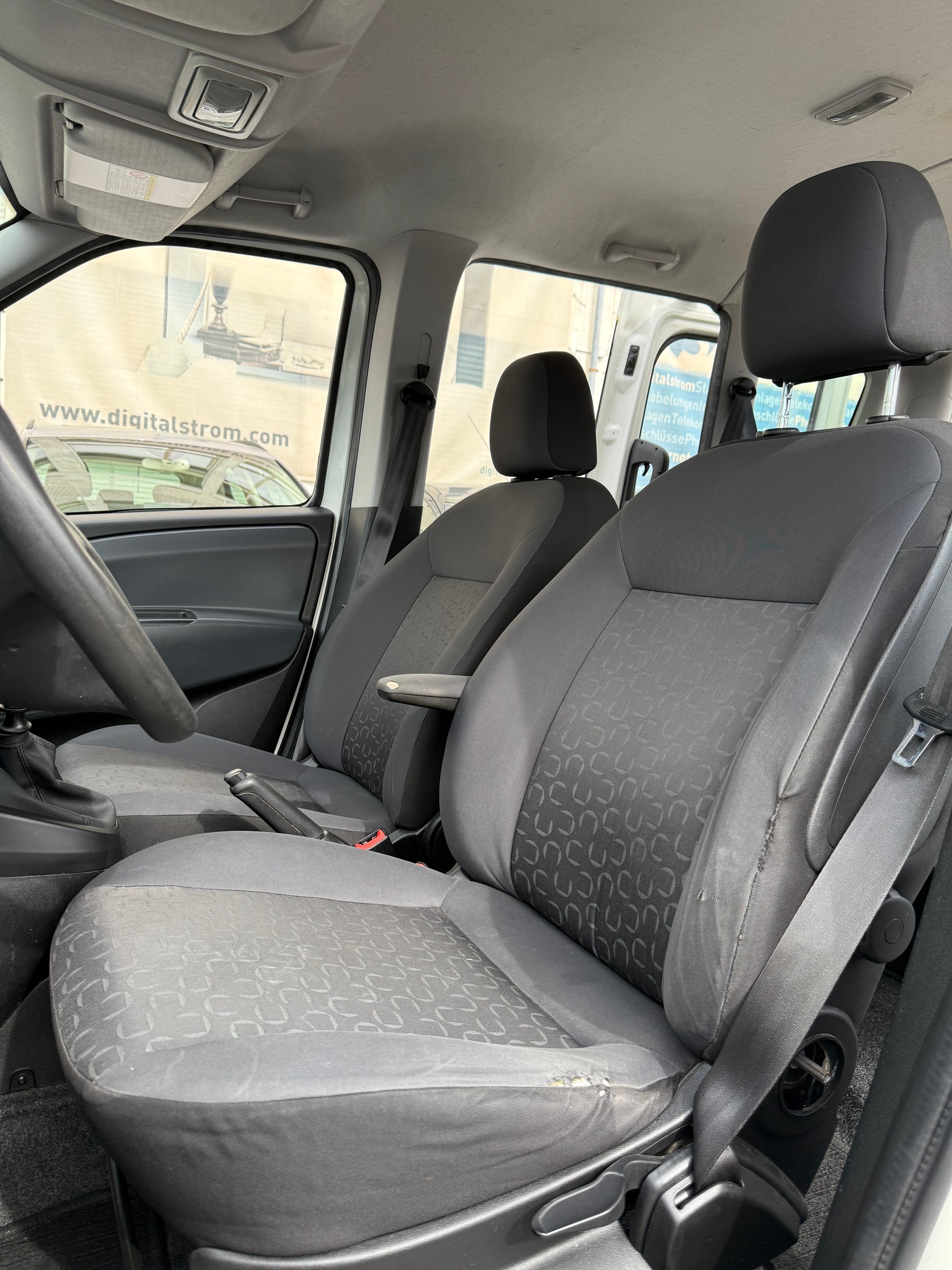 FIAT Doblò 1.4 Dynamic-image-10