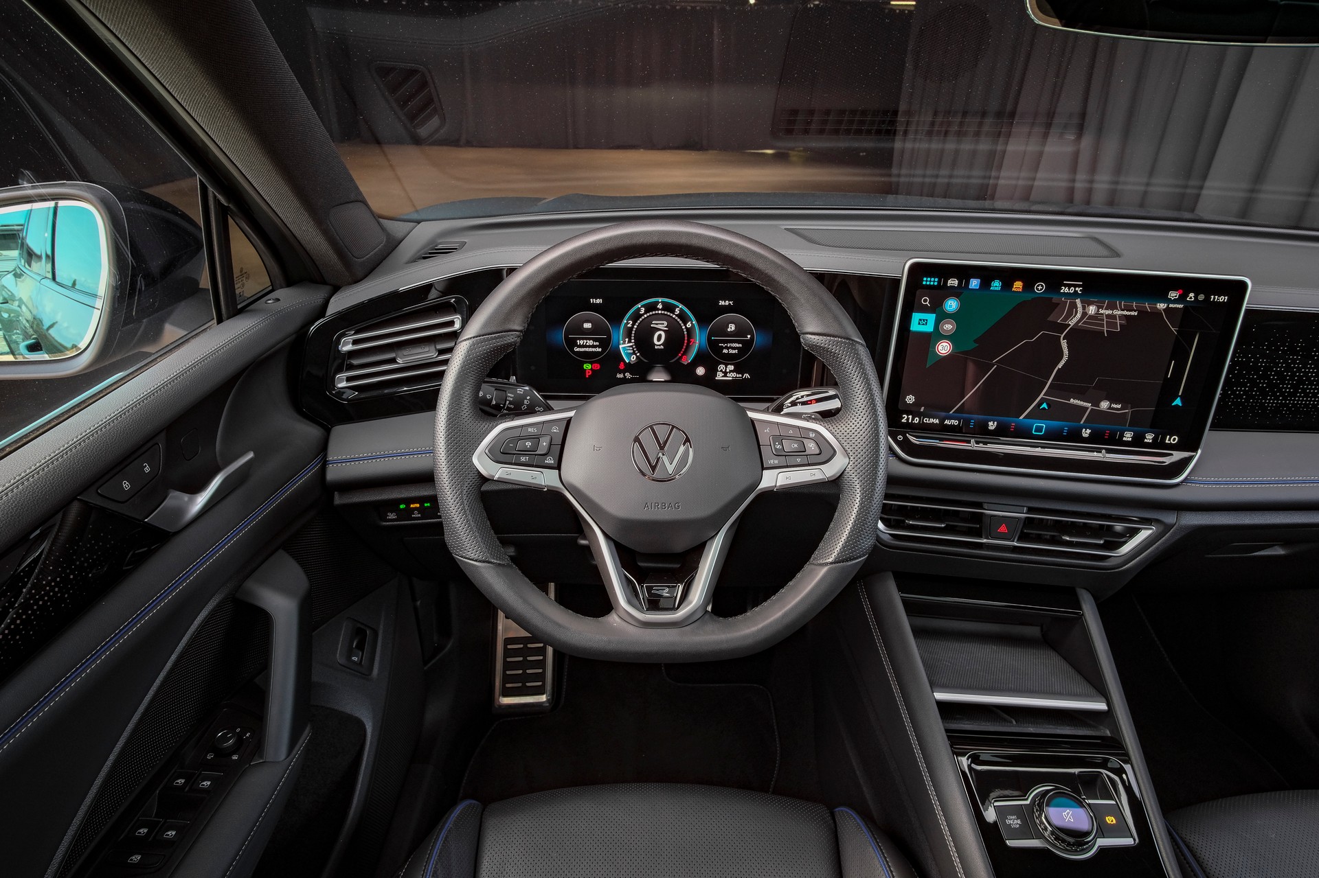 VW Tiguan 2.0 TSI DSG R-Line 4Motion *VOLLLEDER*-image-15