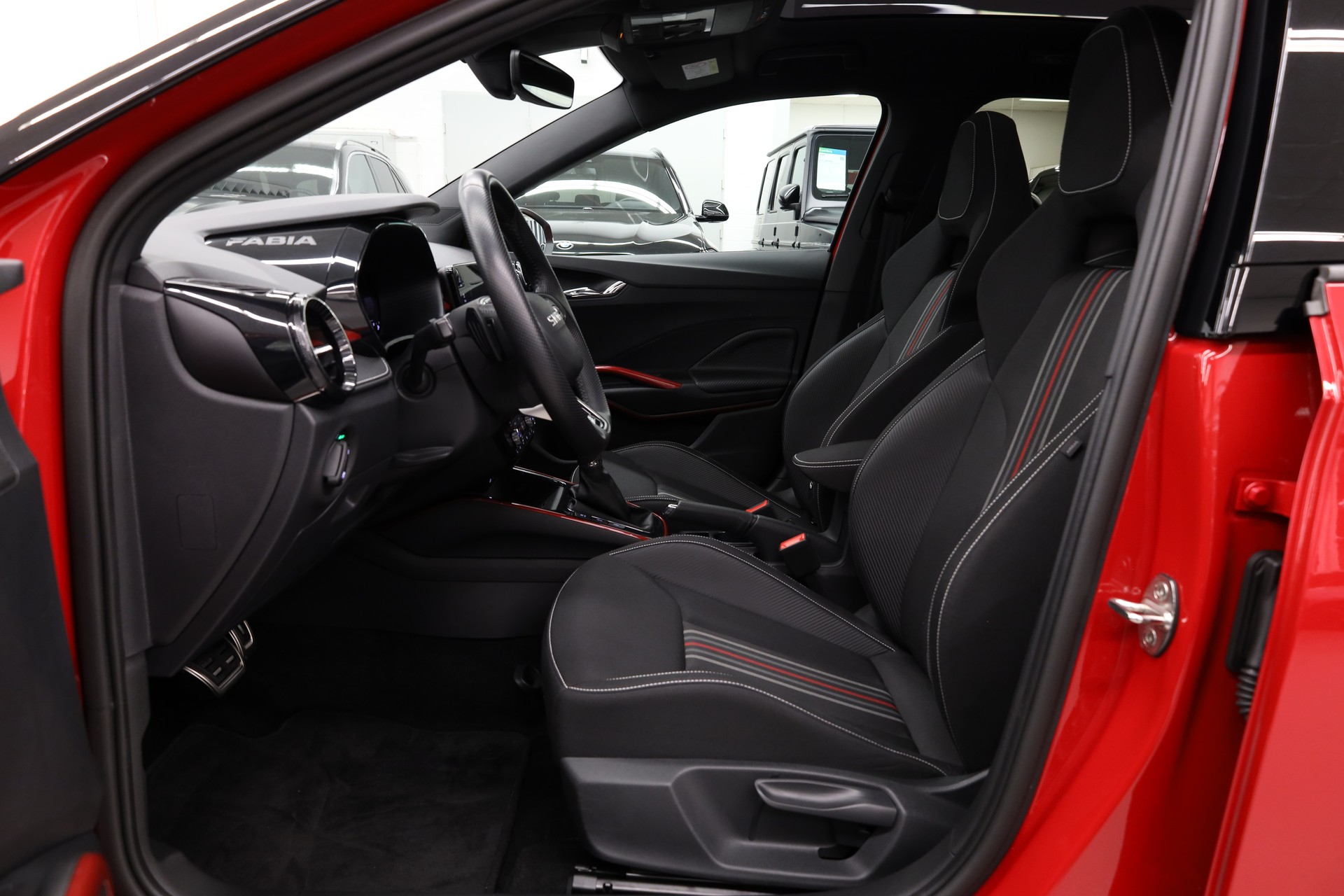 SKODA Fabia 1.0 TSI Monte Carlo DSG-image-16