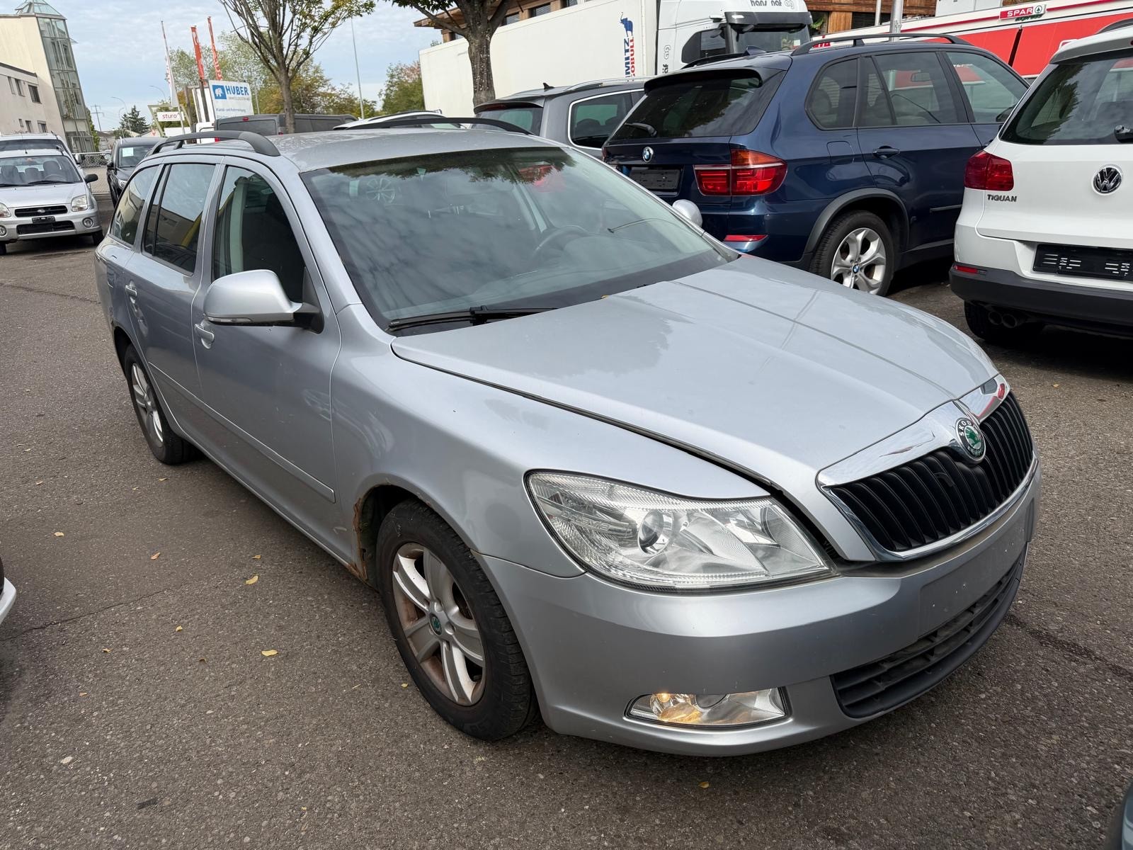 SKODA Octavia Combi 1.8 TSI Stöckli 4x4-showroom-element-1
