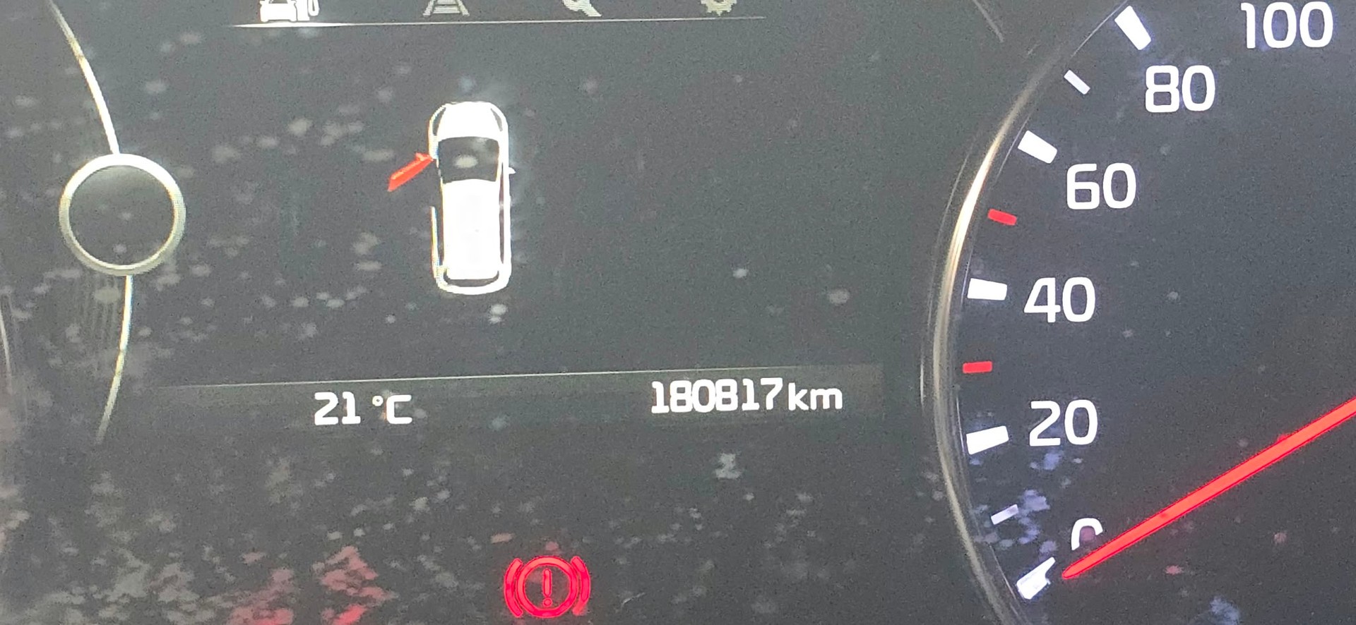 KIA Carens 1.7 CRDi Style-image-15