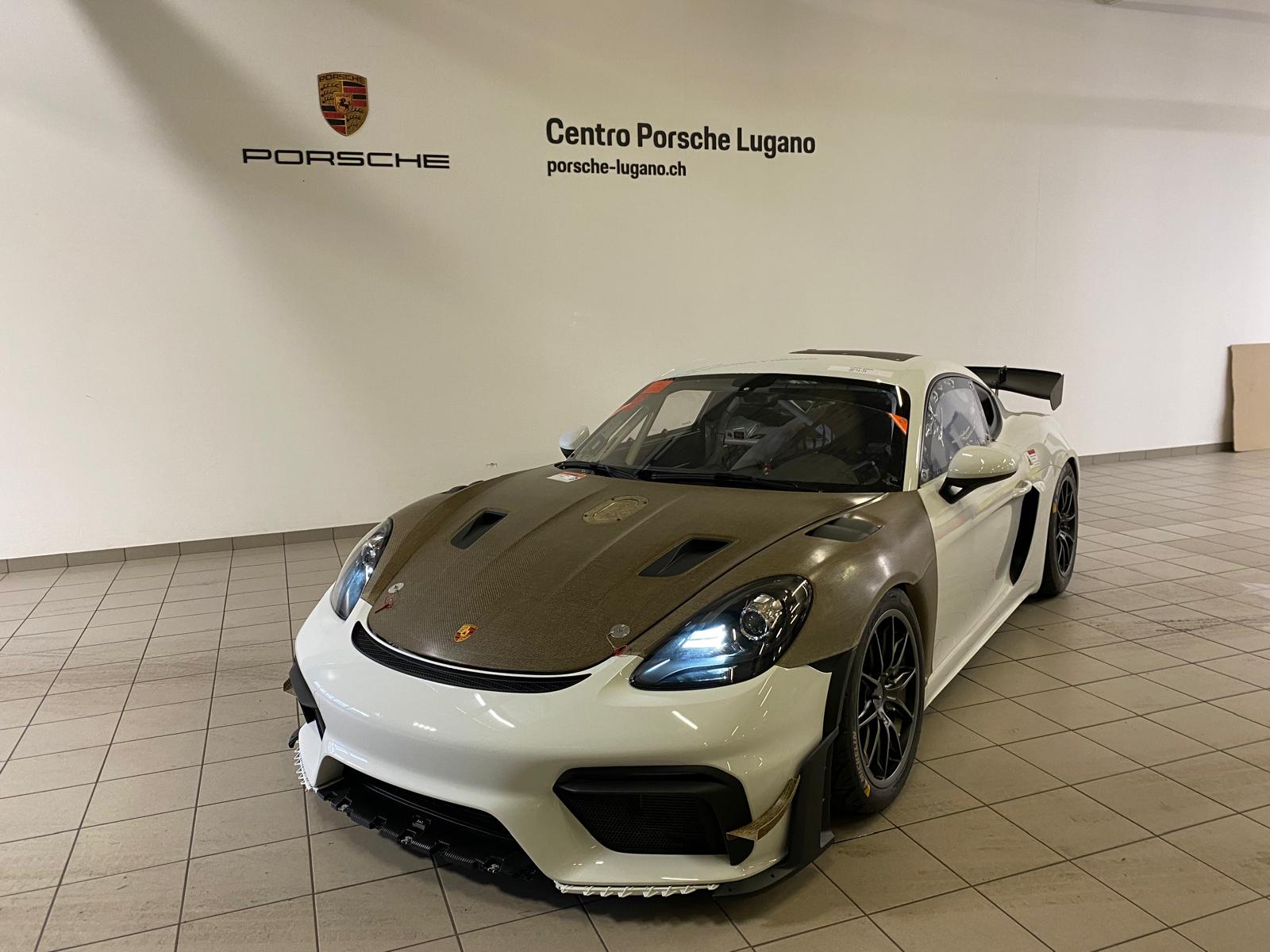PORSCHE 718 Cayman GT4 RS ClubSport-image-1