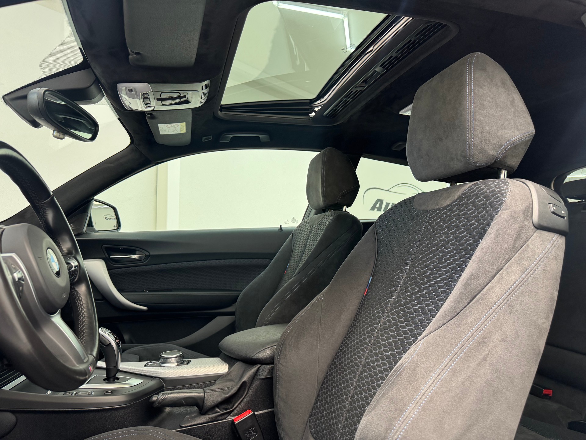 BMW M140i xDrive Steptronic M-Performance-image-13