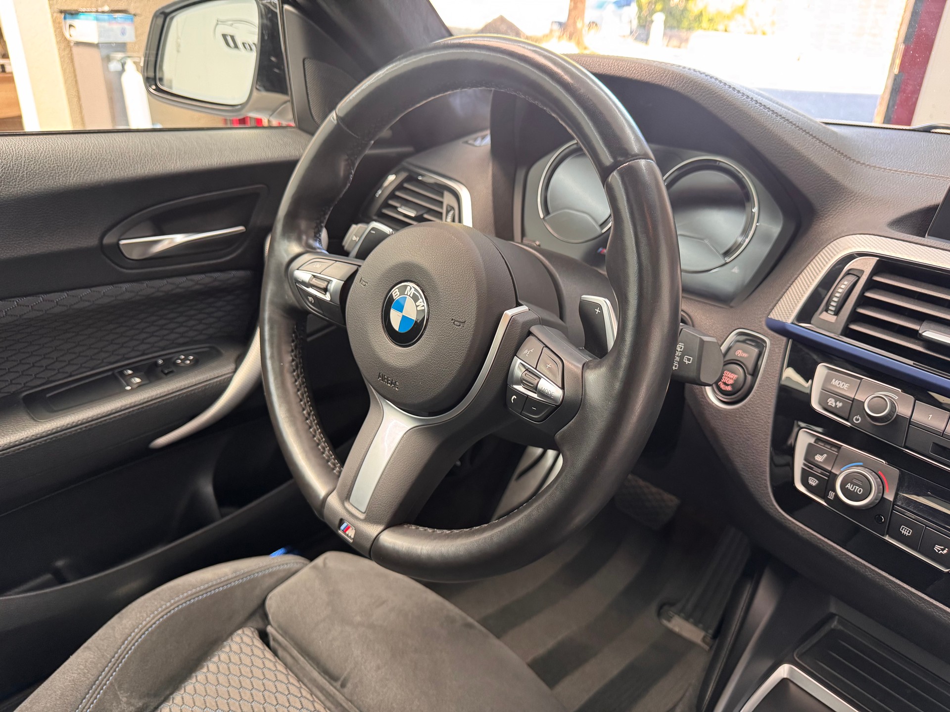 BMW M140i xDrive Steptronic M-Performance-image-18