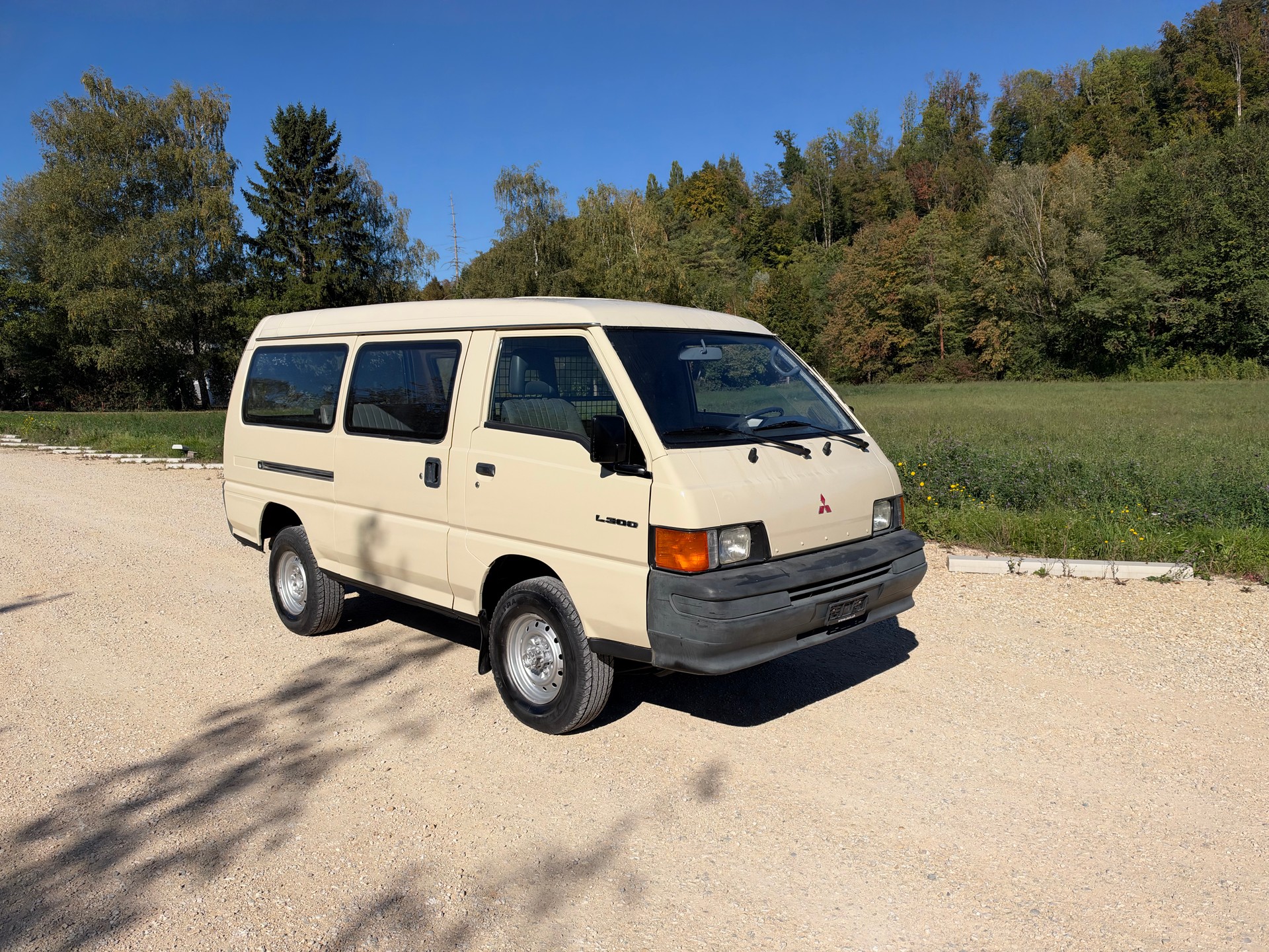 MITSUBISHI L300 L 4x4 2.5TD-image-1