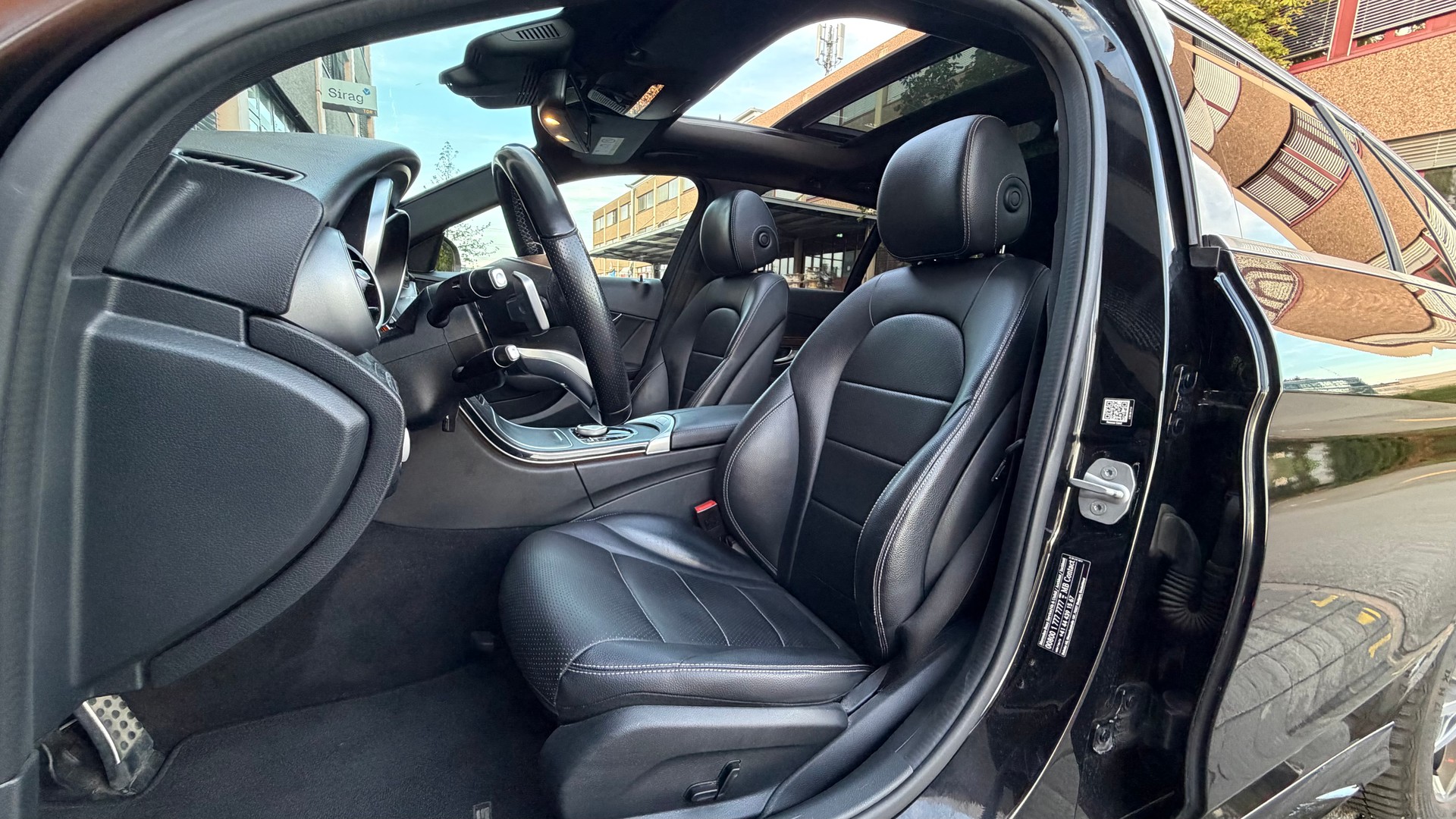 MERCEDES-BENZ C 220 d AMG Line 4Matic 7G-Tronic-image-7