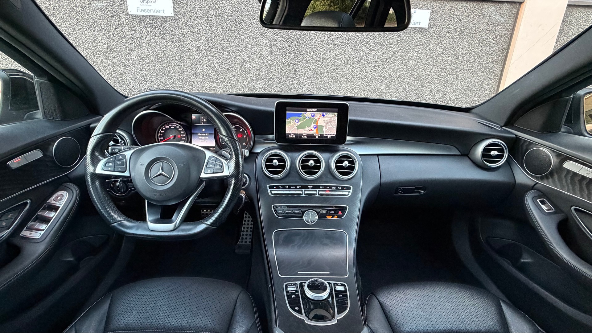 MERCEDES-BENZ C 220 d AMG Line 4Matic 7G-Tronic-image-11