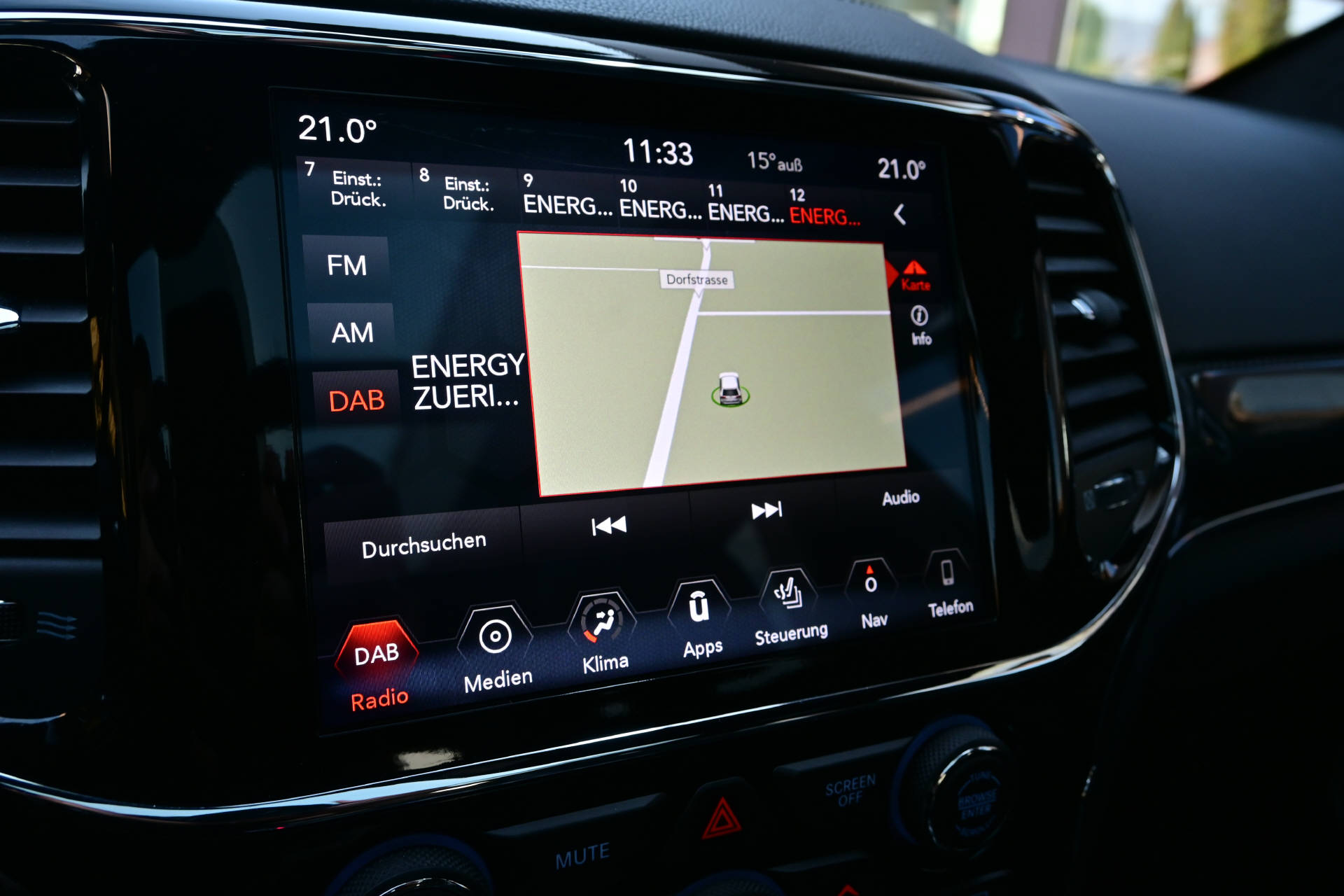 JEEP Grand Cherokee 6.4 V8 HEMI SRT8 *Matt Black*Carbon Interieur*-image-16