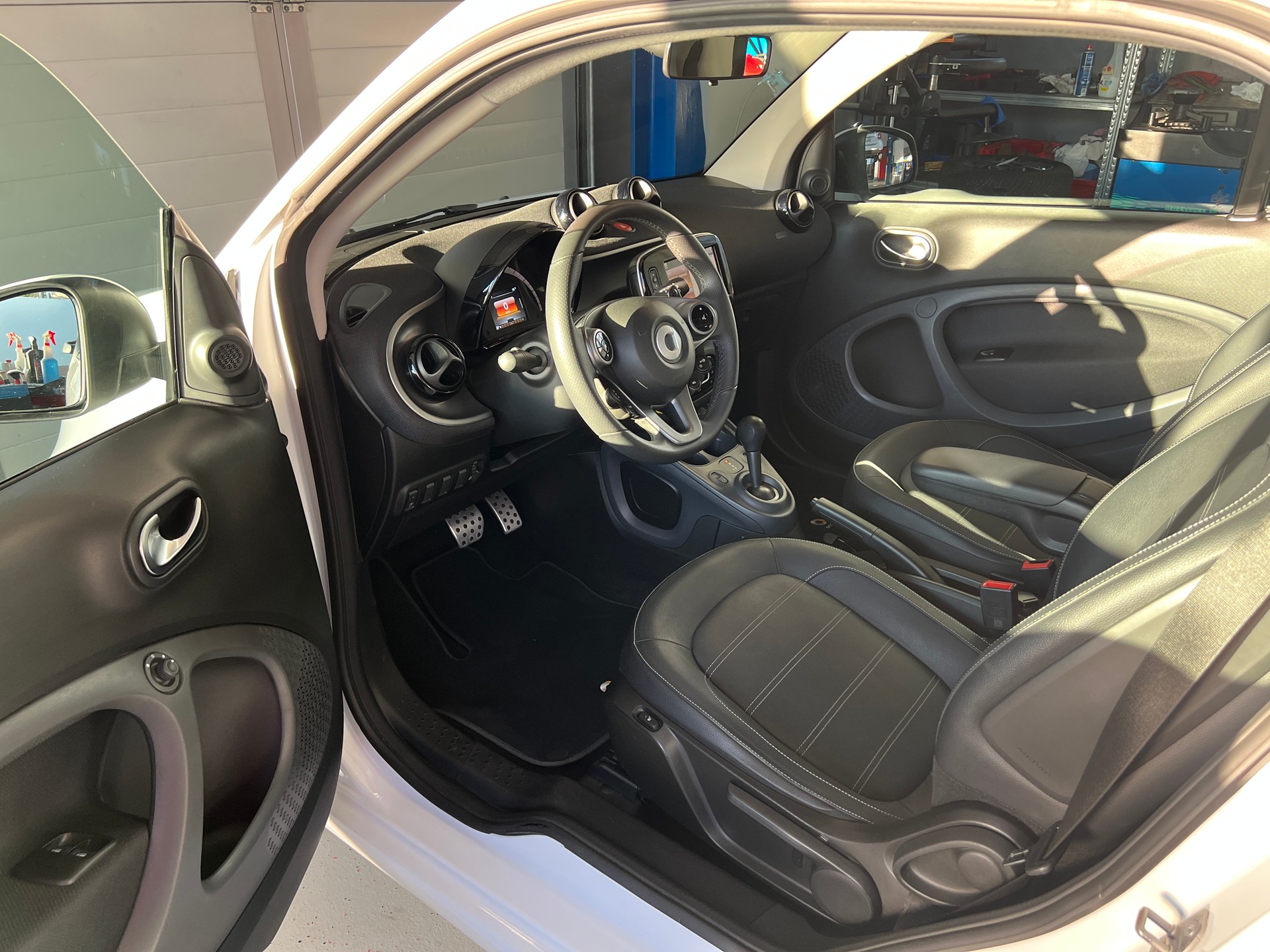 SMART fortwo prime twinmatic-image-4