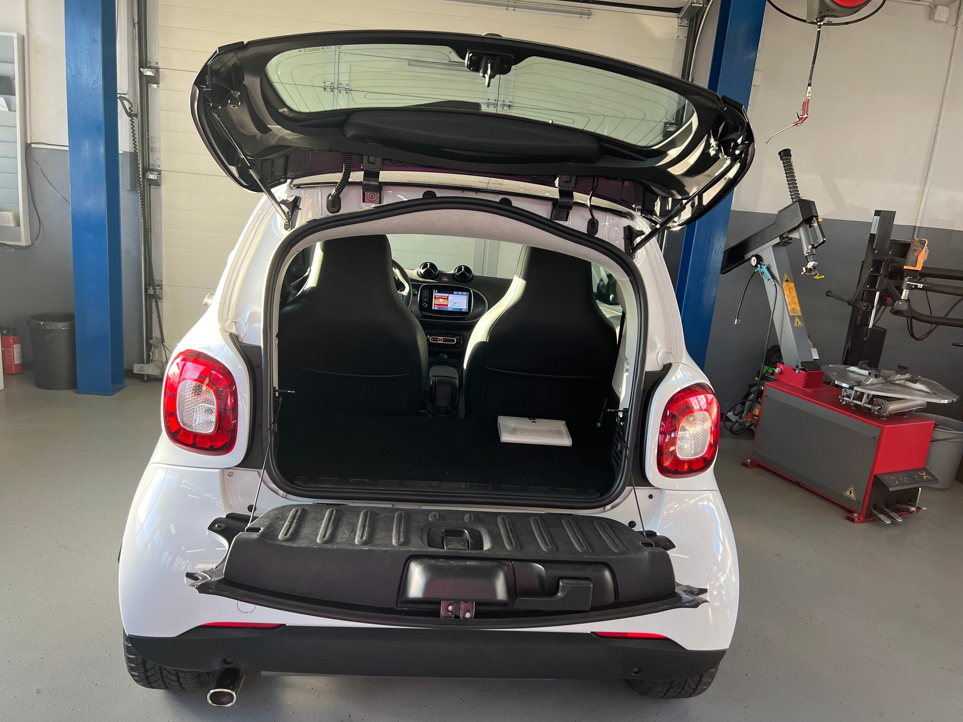 SMART fortwo prime twinmatic-image-10