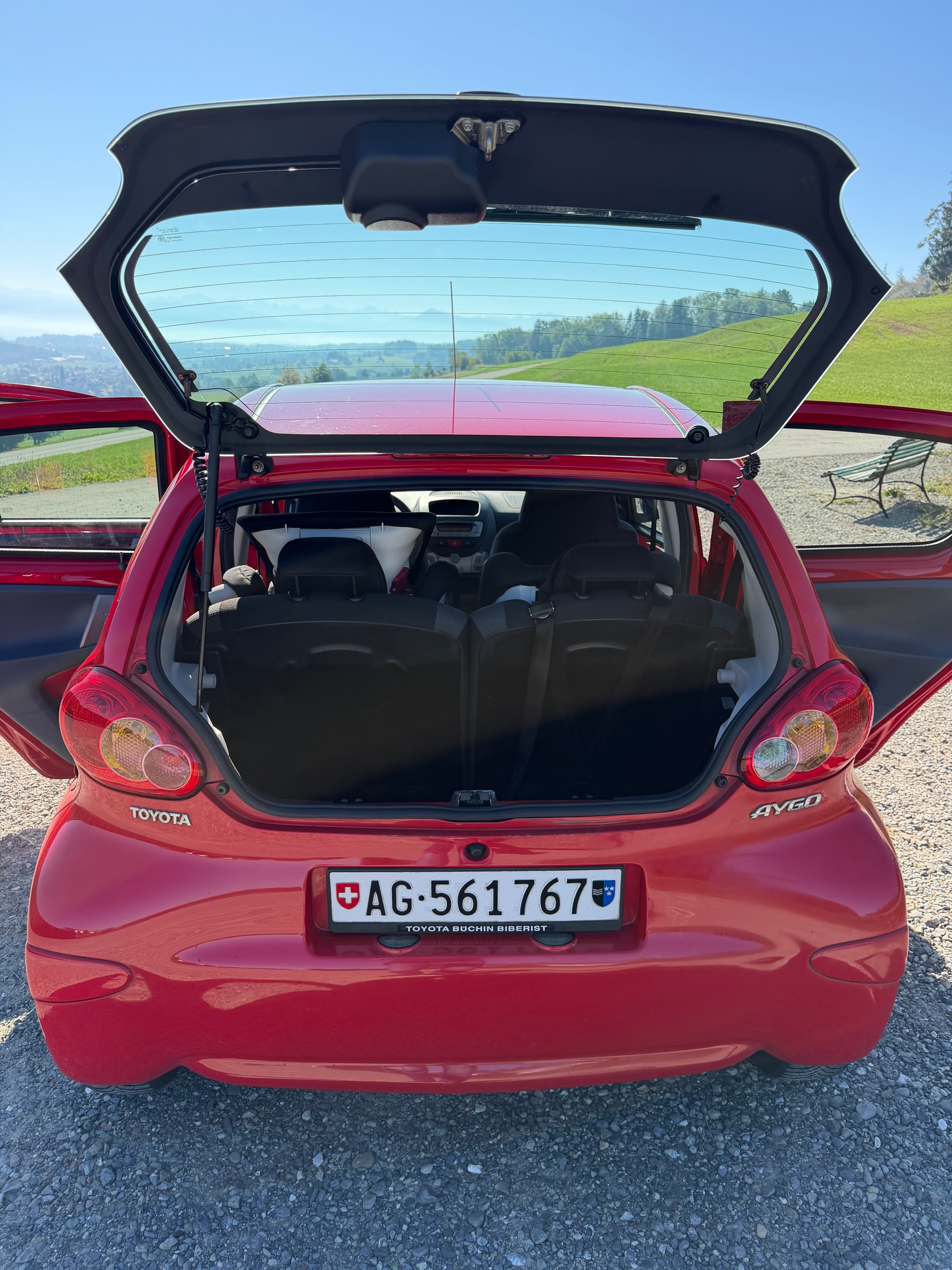 TOYOTA 1.0 VVT-i Linea Luna-image-3
