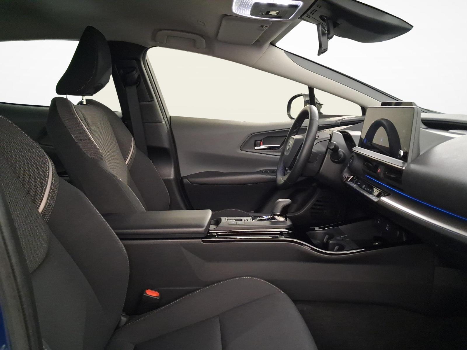 TOYOTA Prius 2.0 Plug-In-Hybrid Trend-image-9