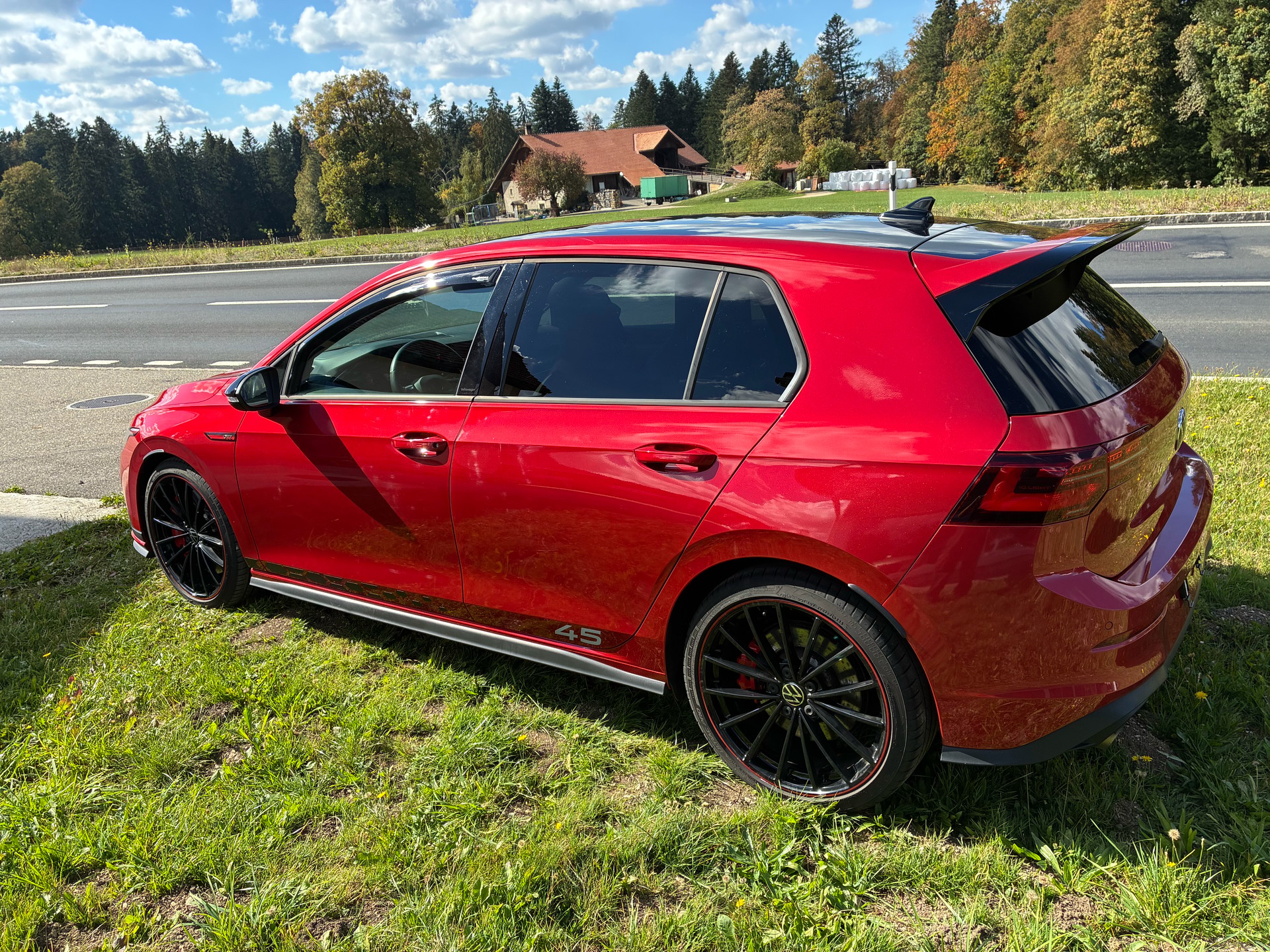 VW Golf 2.0 TSI GTI Clubsport 45 DSG-image-4
