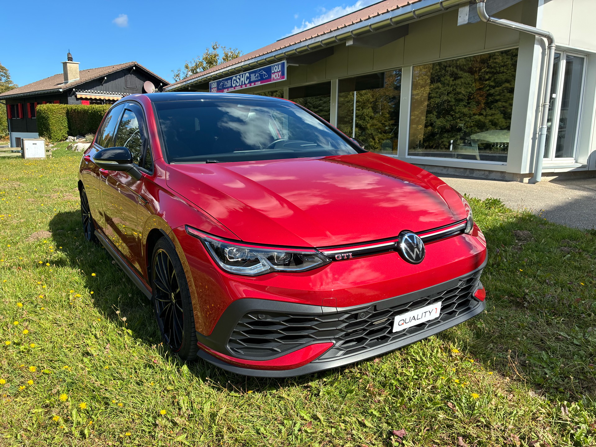 VW Golf 2.0 TSI GTI Clubsport 45 DSG-image-1