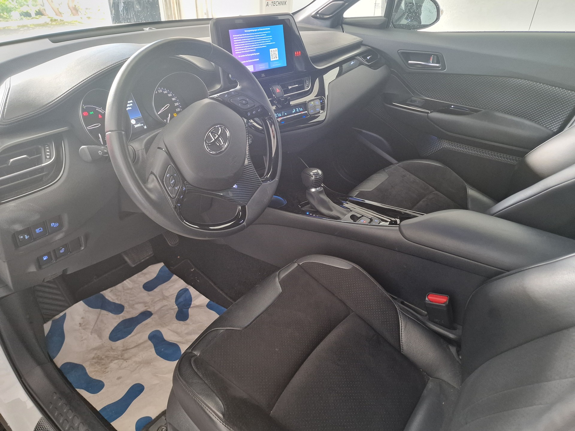 TOYOTA C-HR 2.0 HSD CVT Trend 8xAlu 24Mt Gara-image-8