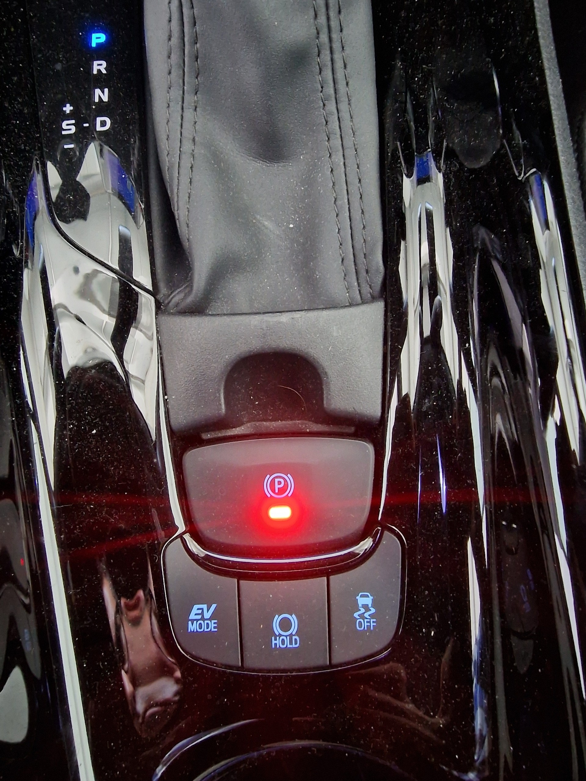TOYOTA C-HR 2.0 HSD CVT Trend 8xAlu 24Mt Gara-image-17