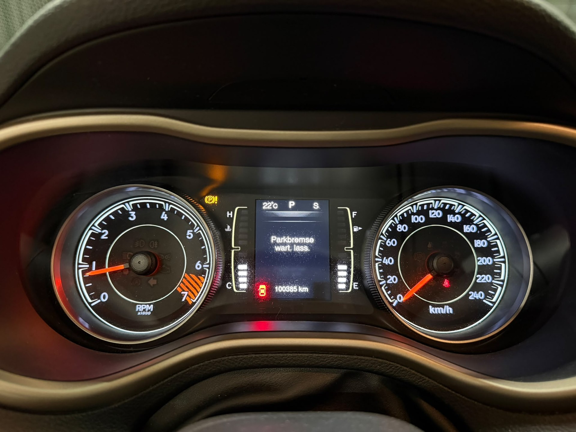 JEEP Cherokee 2.4-image-12