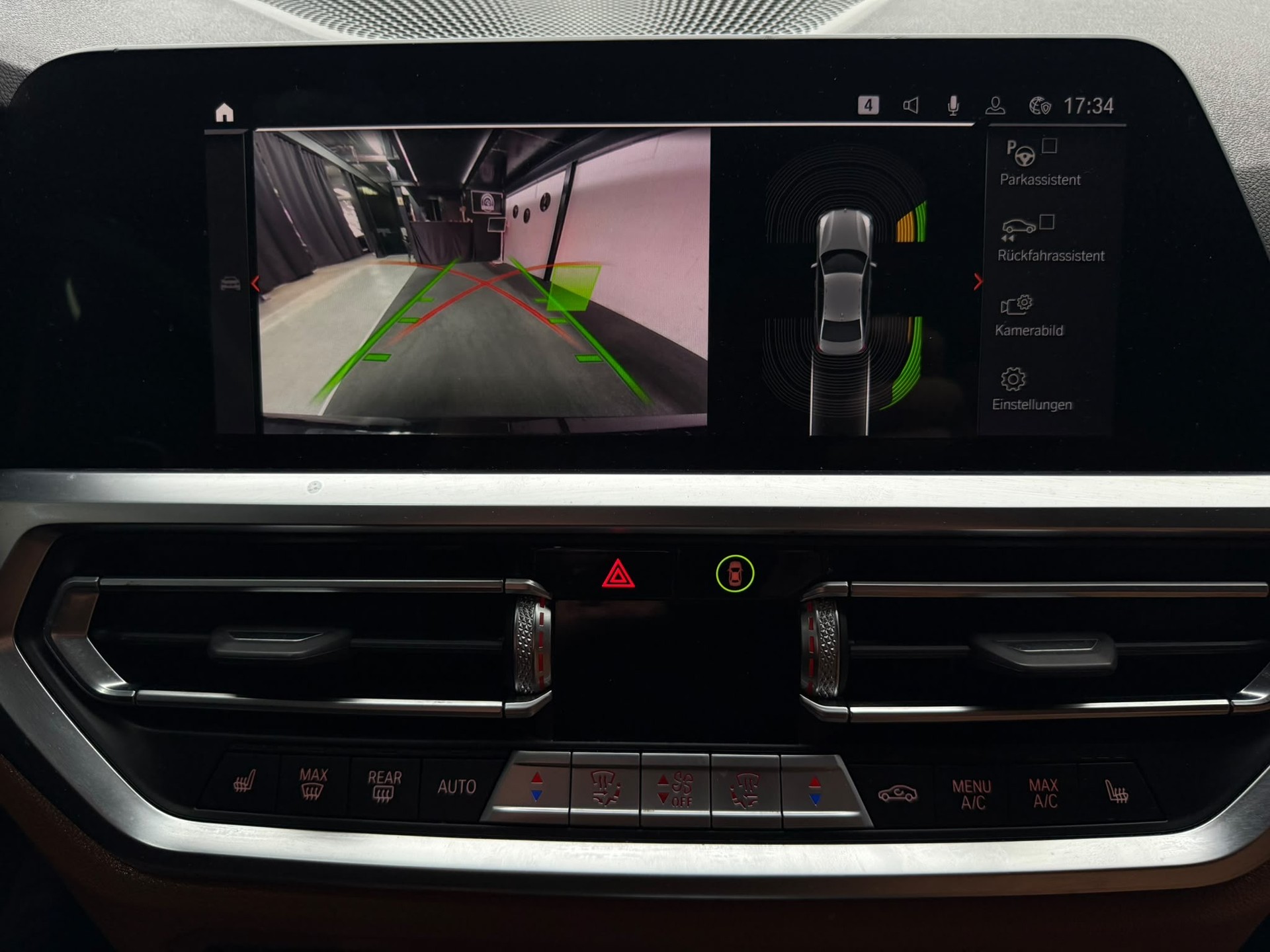BMW 330i xDrive Steptronic M Sport-image-14